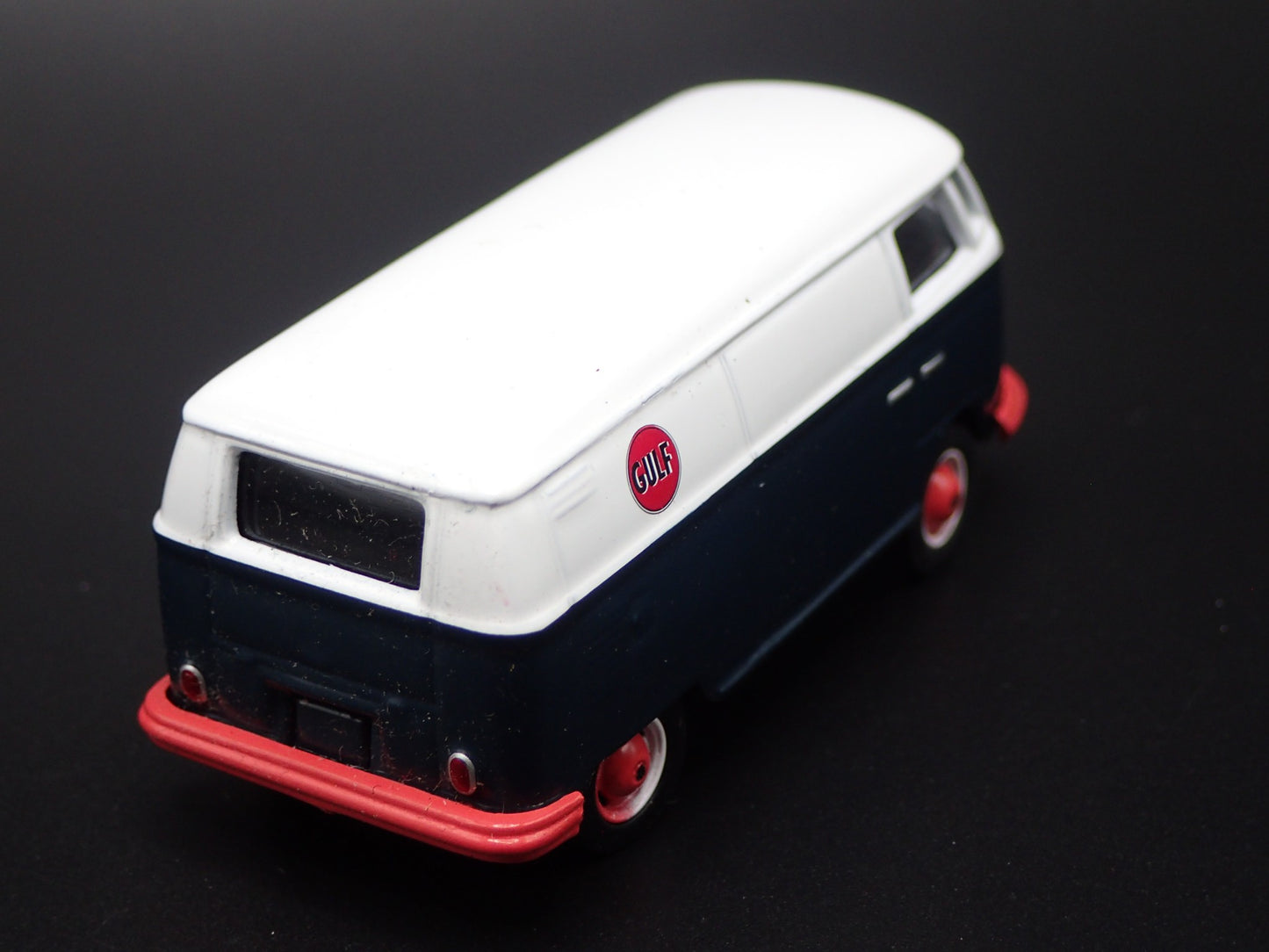 1950-1967 VW VOLKSWAGEN TYPE 2 T1 PANEL VAN GULF 1:64 SCALE DIECAST MODEL CAR