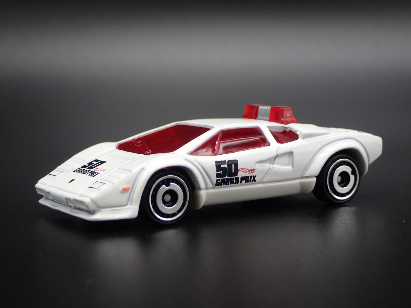 1974-1990 LAMBORGHINI COUNTACH PACE CAR SUPER CAR 1:64 SCALE DIECAST MODEL CAR