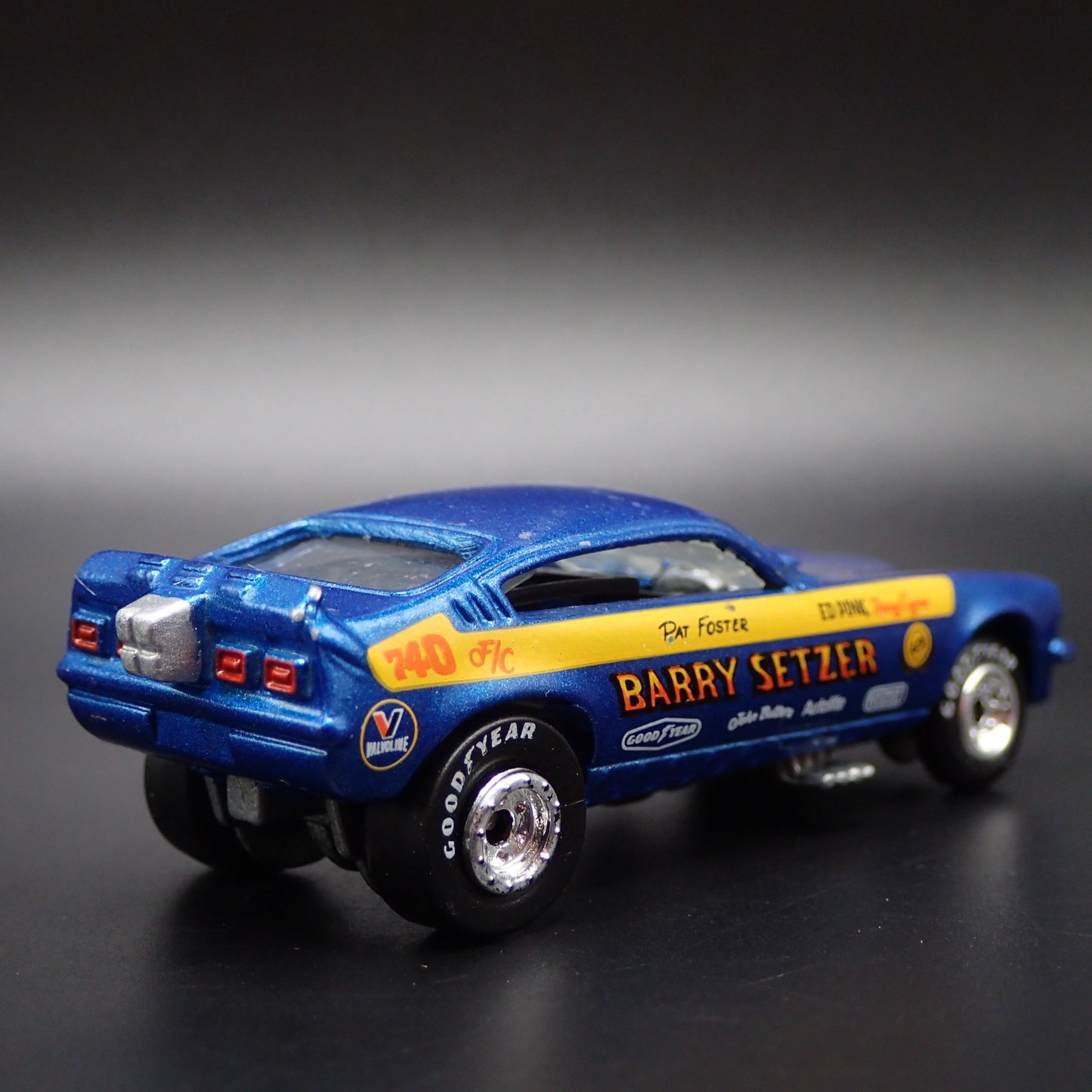 1971 71 CHEVY CHEVROLET VEGA FUNNY CAR BARRY SETZER 1:64 SCALE DIECAST MODEL CAR