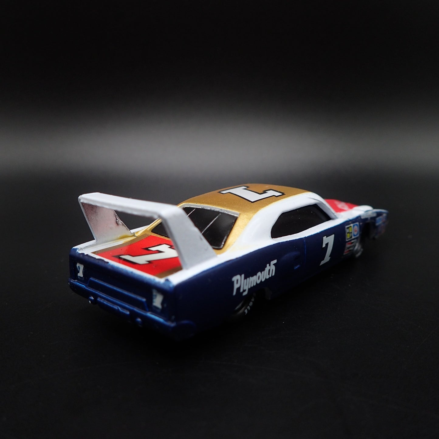 1970 70 PLYMOUTH SUPERBIRD RAMO STOTT NASCAR #7 1:64 SCALE DIECAST MODEL CAR