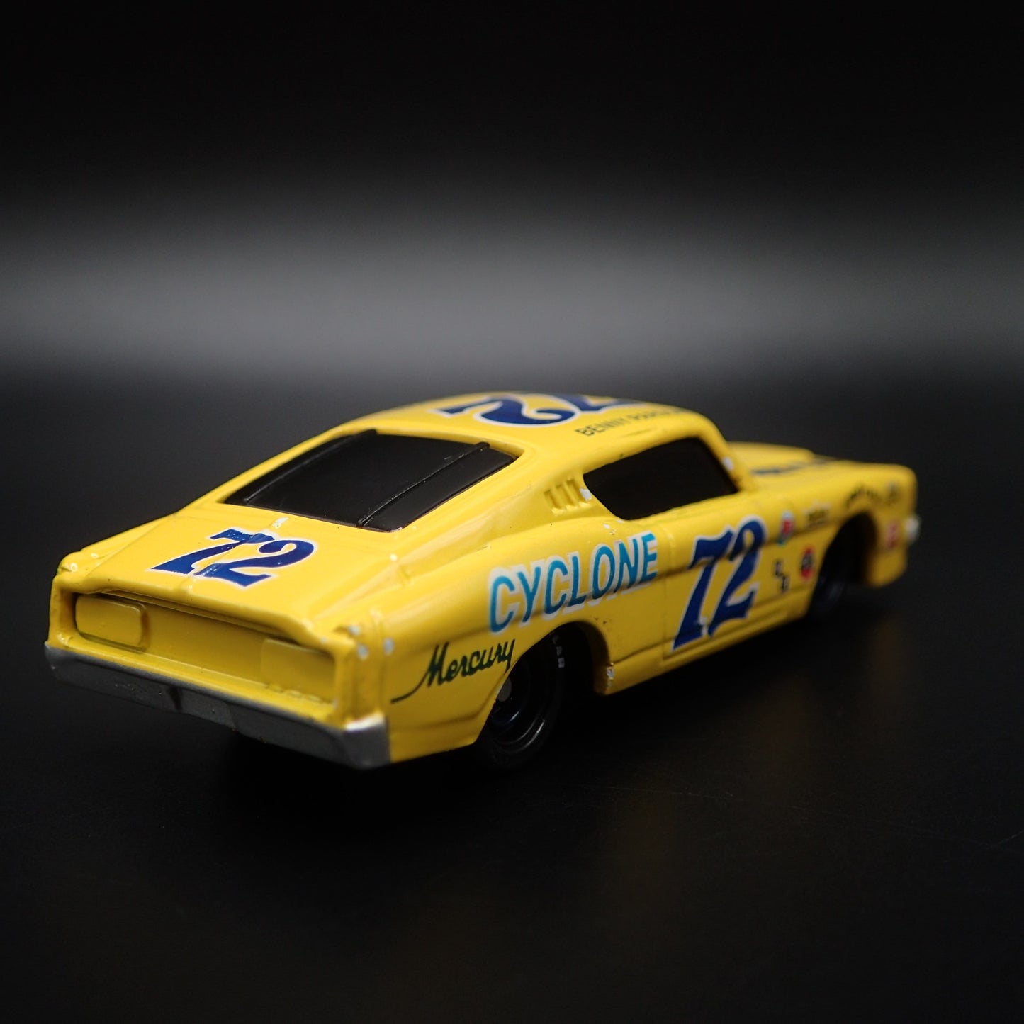 1969 69 MERC MERCURY CYCLONE BENNY PARSONS NASCAR 1:64 SCALE DIECAST MODEL CAR
