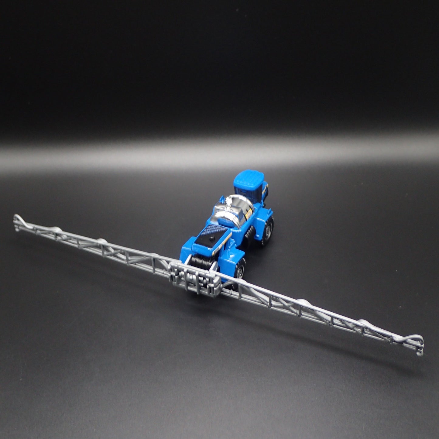 CROP SPRAYER COMMERCIAL FARM VEHICLE 1:64 MB SCALE COLLECTIBLE DIECAST MODEL CAR