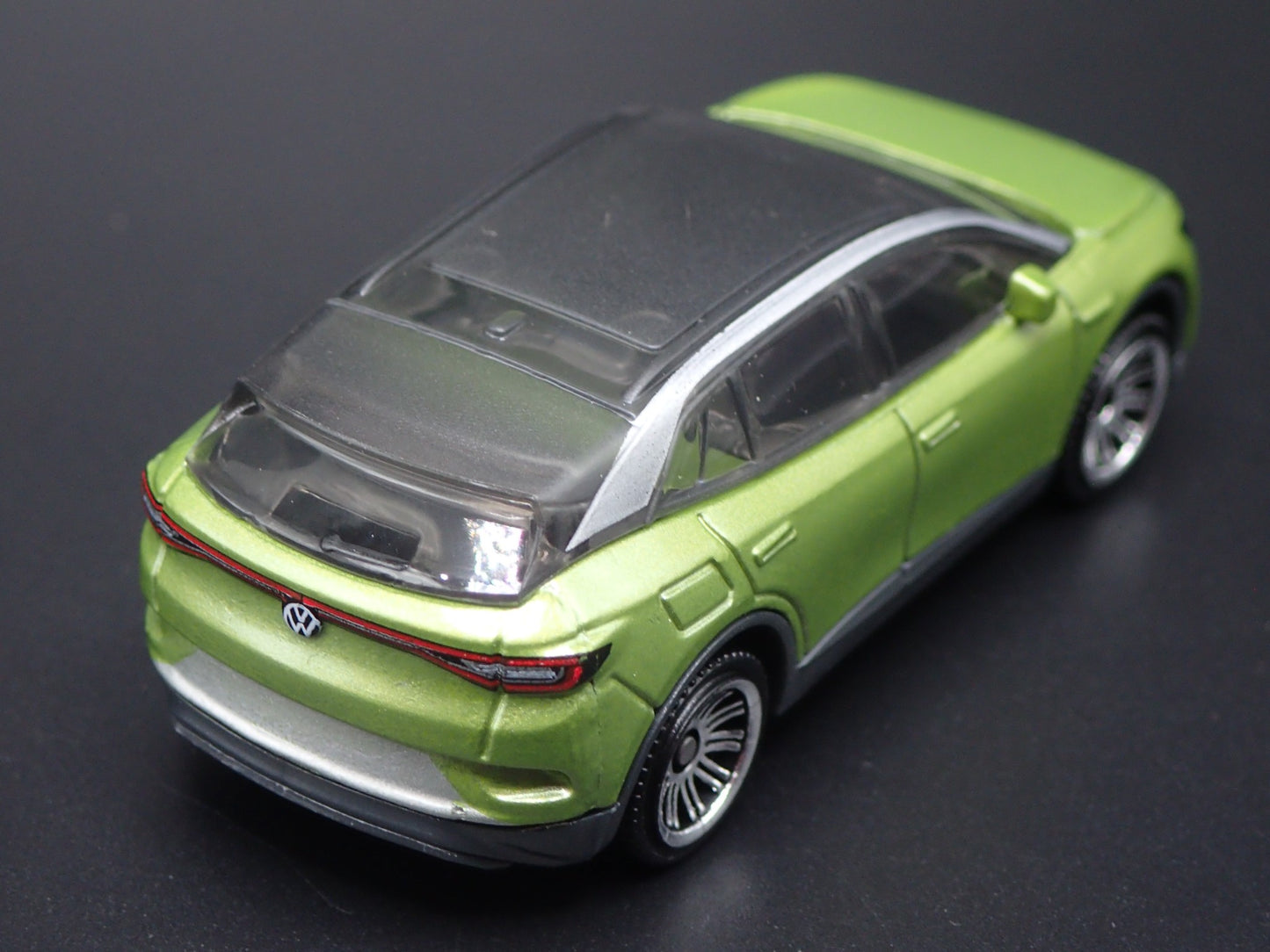 2020-2025 VW VOLKSWAGEN ID 4 ID4 ELECTRIC CAR GREEN 1:64 SCALE DIECAST MODEL CAR