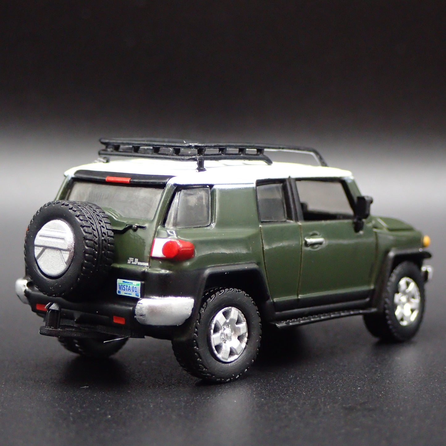 2007-2014 TOYOTA FJ CRUISER SUV w HITCH 1/64 SCALE COLLECTIBLE DIECAST MODEL CAR