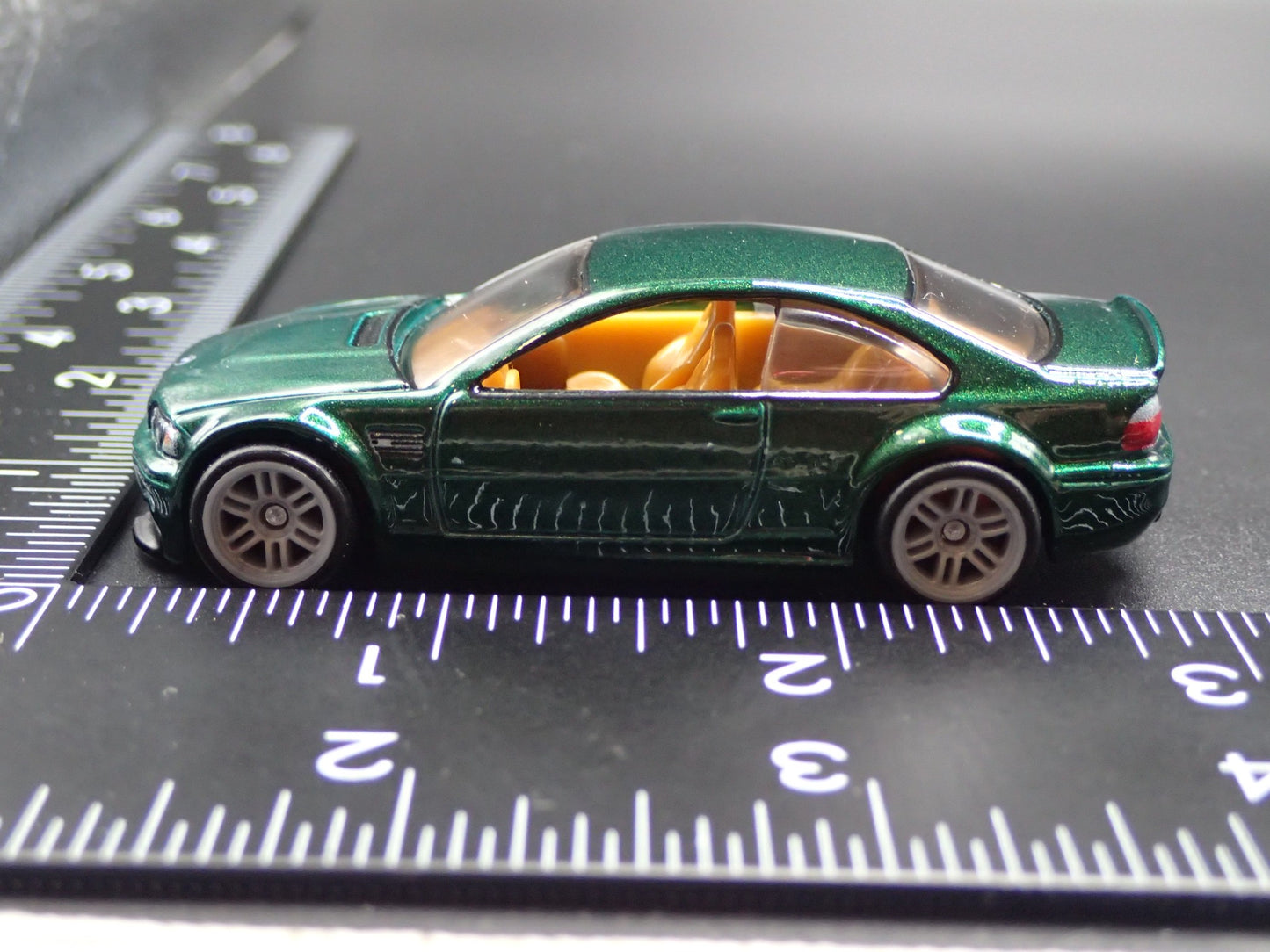 1999-2005 BMW 3 SERIES M3 E46 GREEN 1:64 SCALE DIORAMA DIECAST MODEL CAR