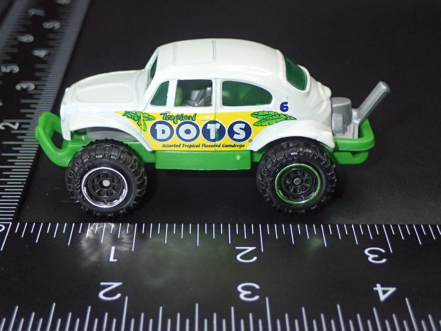VW VOLKSWAGEN BAJA BEETLE BUG 4X4 DOTS 1:64 SCALE DIORAMA DIECAST MODEL CAR