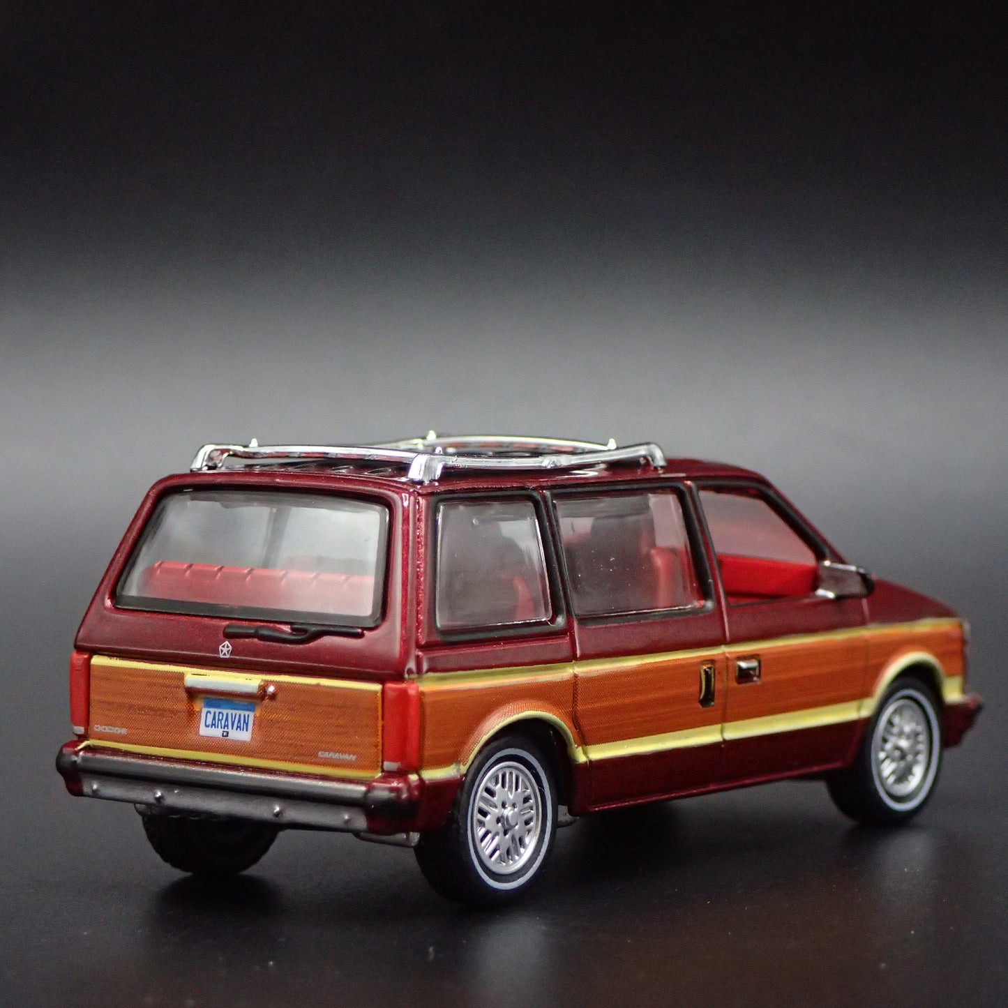 1984-1990 DODGE CARAVAN RARE 1/64 SCALE COLLECTIBLE DIORAMA DIECAST MODEL CAR