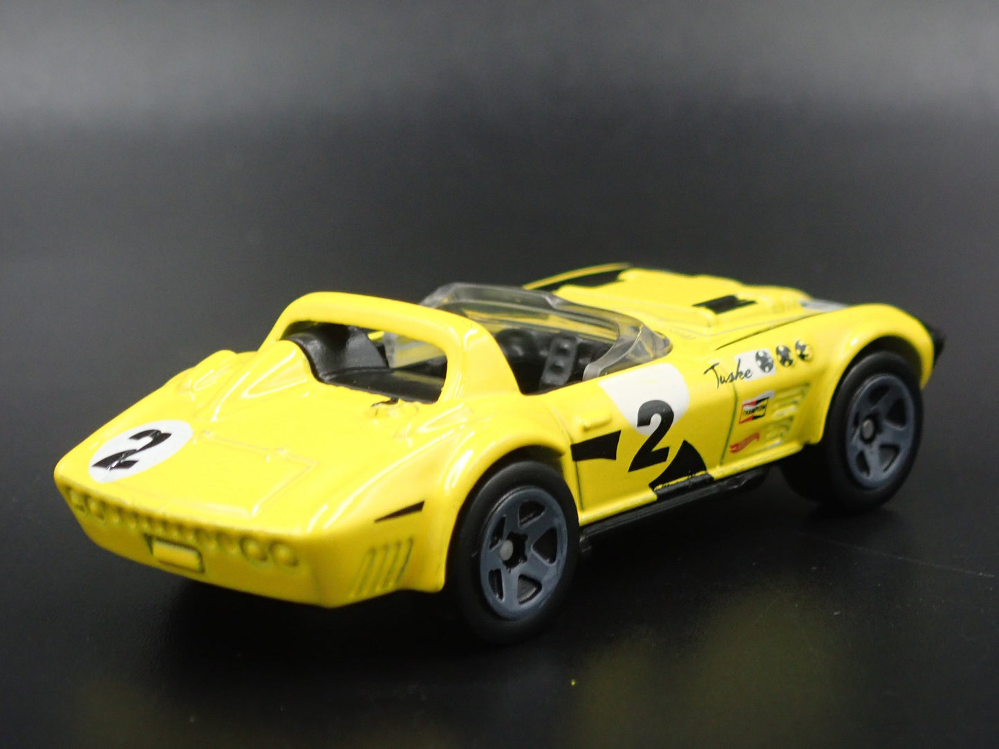 1963 CHEVY CHEVROLET CORVETTE GRAND SPORT ROADSTER 1/64 SCALE DIECAST MODEL CAR