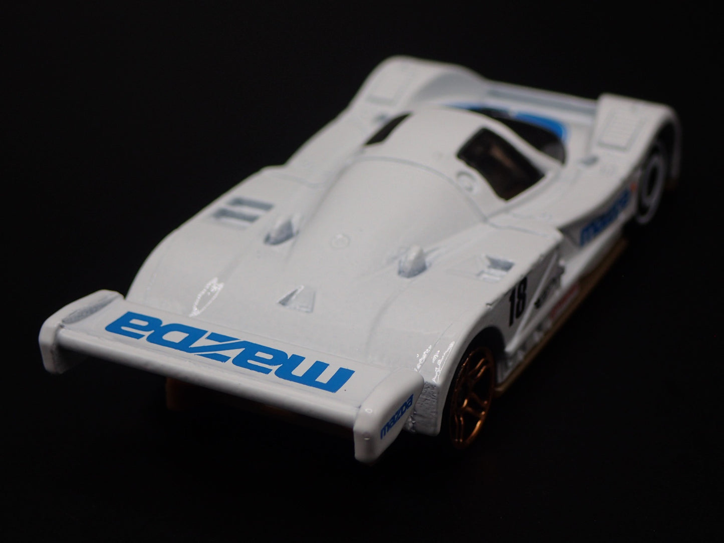 MAZDA 787B RACING CAR WHITE 1:64 SCALE COLLECTIBLE DIORAMA DIECAST MODEL CAR