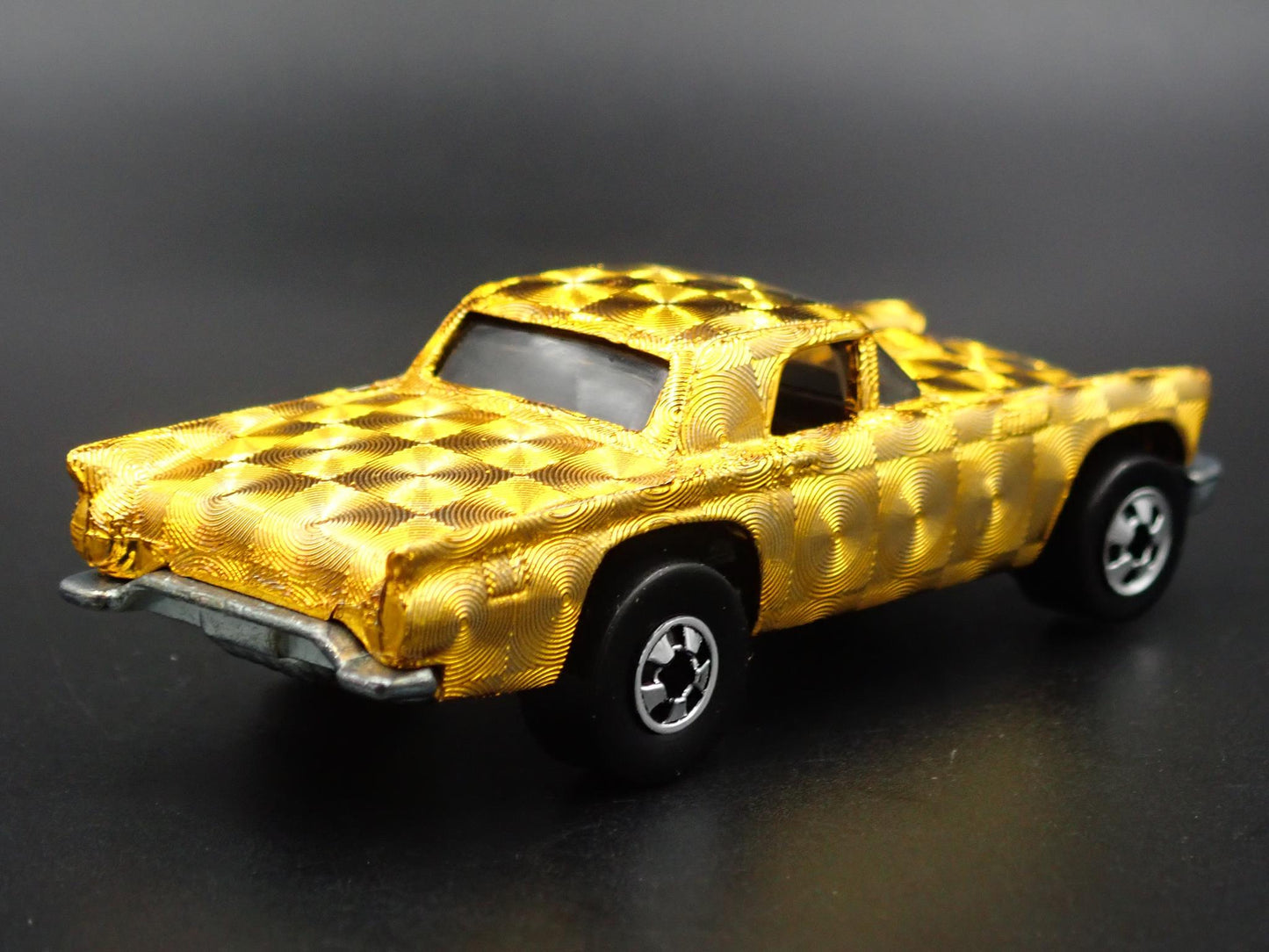 1957 57 FORD THUNDERBIRD TBIRD 1:64 SCALE COLLECTIBLE DIORAMA DIECAST MODEL CAR