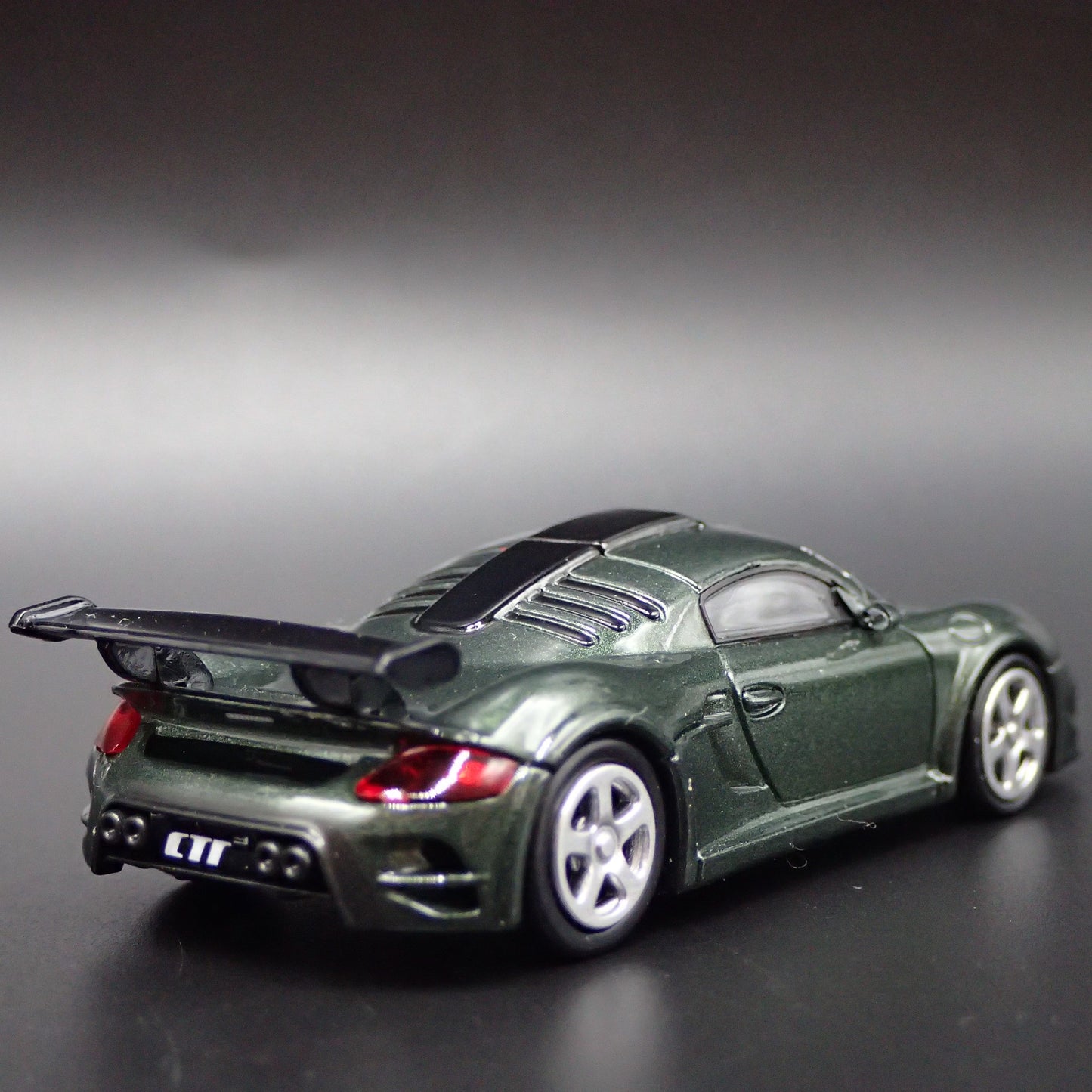 PORSCHE 911 RUF CTR3 CLUB SPORT 1:64 SCALE COLLECTIBLE DIORAMA DIECAST MODEL CAR