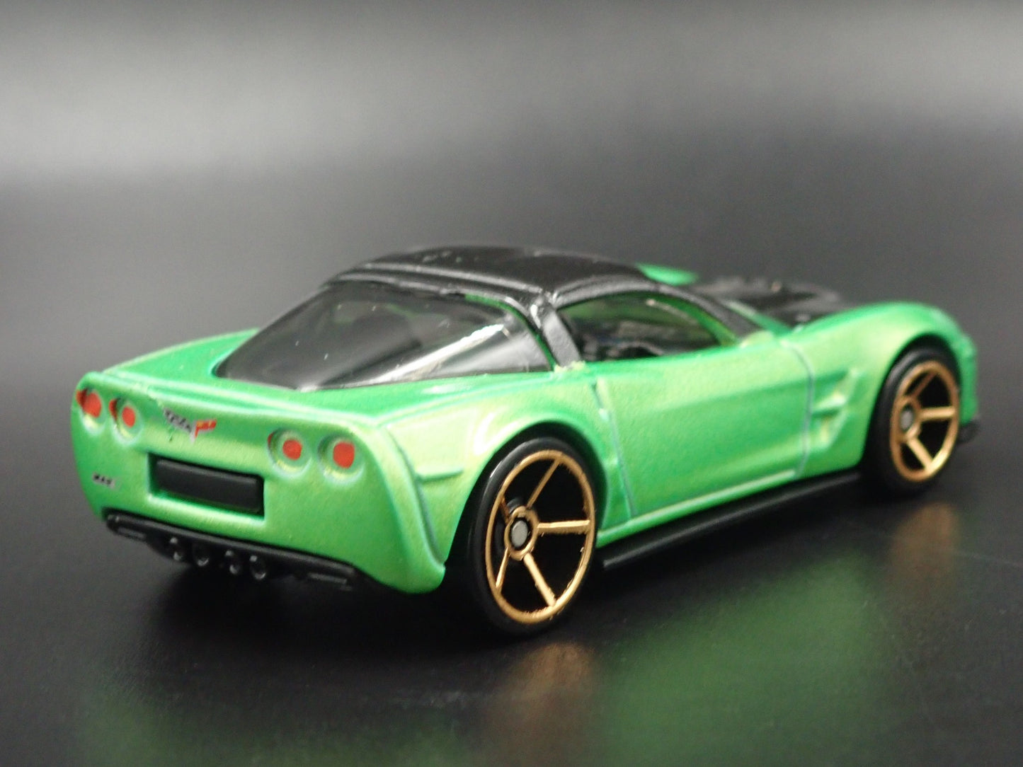2005-2013 CHEVY CHEVROLET CORVETTE ZR1 C6 GREEN 1:64 SCALE DIECAST MODEL CAR