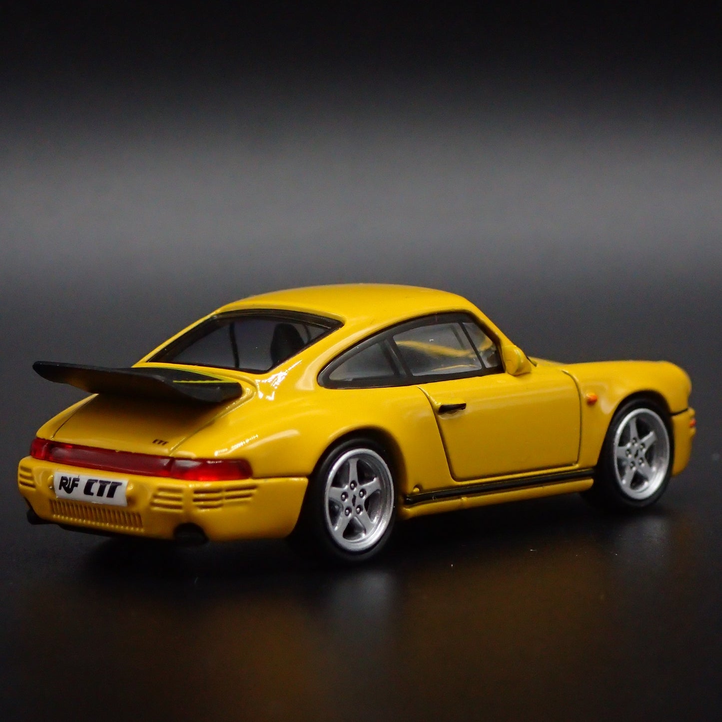 1987-1996 PORSCHE 911 CARRERA RUF CTR 1:64 SCALE DIORAMA DIECAST MODEL CAR