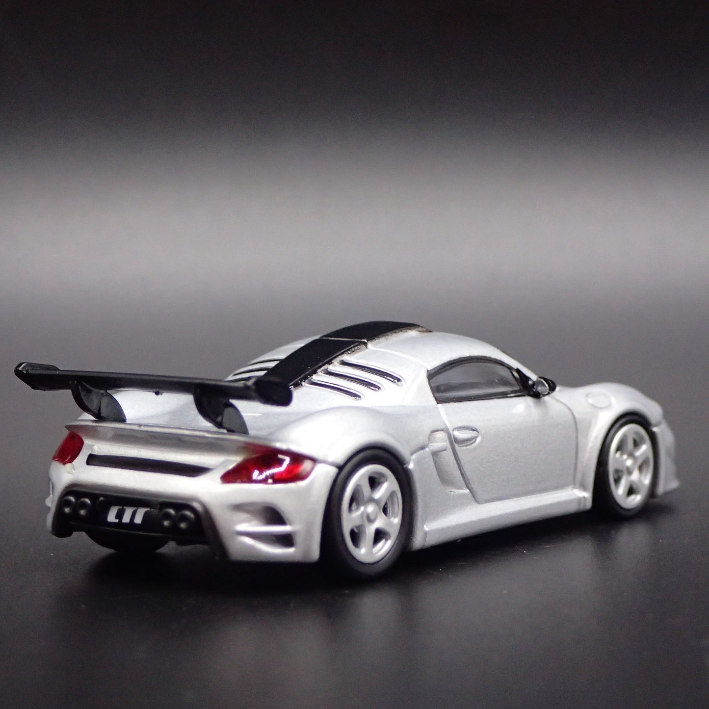PORSCHE 911 RUF CTR3 CLUB SPORT 1:64 SCALE COLLECTIBLE DIORAMA DIECAST MODEL CAR