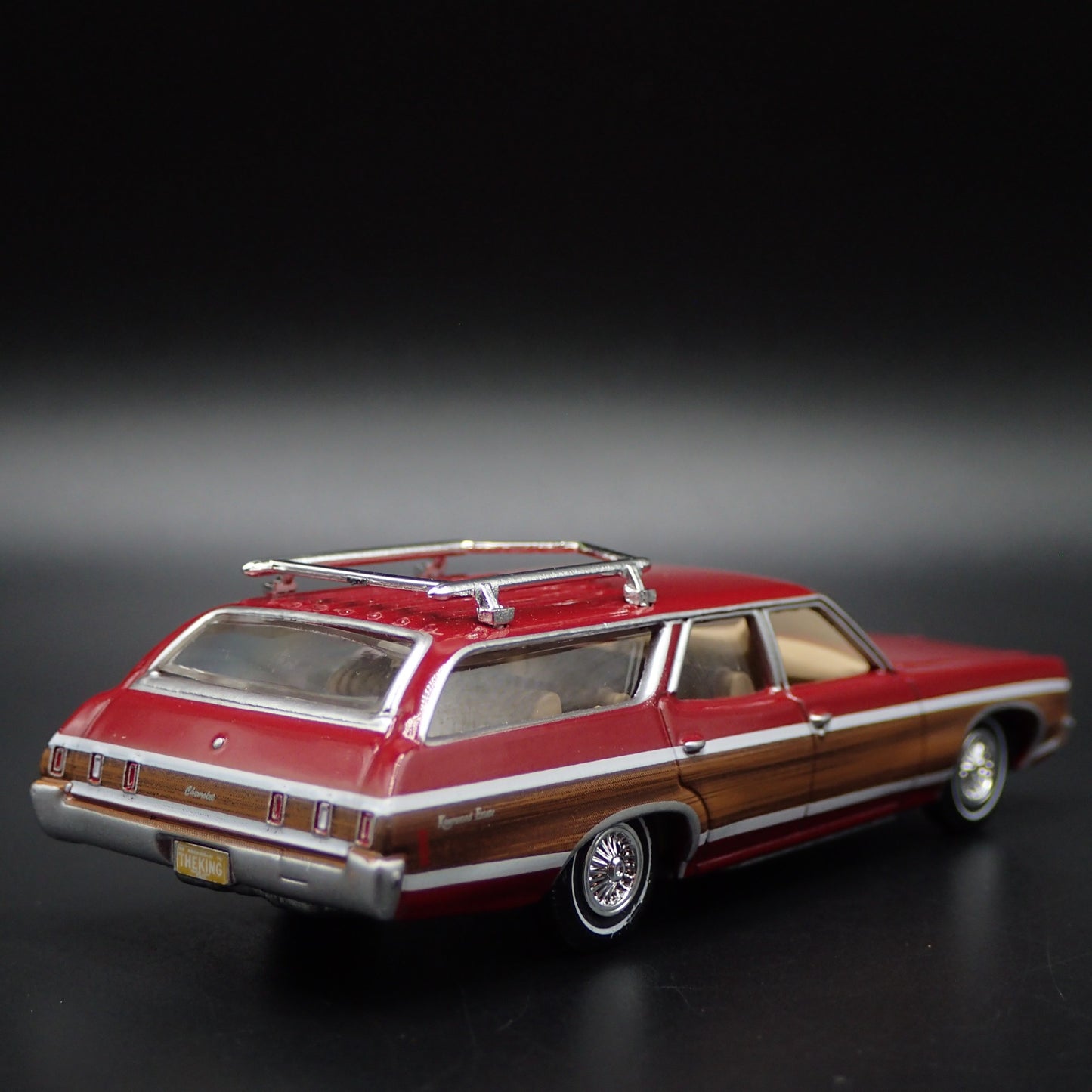 1970 CHEVY CHEVROLET KINGSWOOD ESTATE STATION WAGON 1/64 SCALE DIECAST MODEL CAR