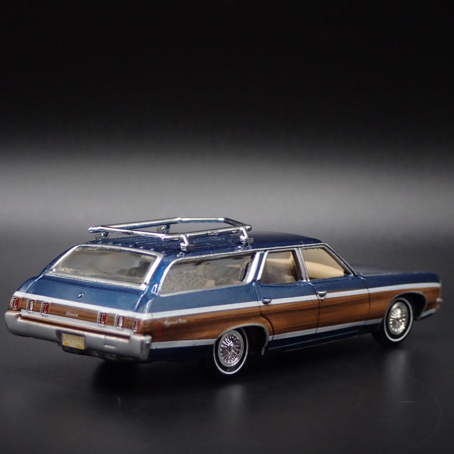 1970 CHEVY CHEVROLET KINGSWOOD ESTATE STATION WAGON 1/64 SCALE DIECAST MODEL CAR