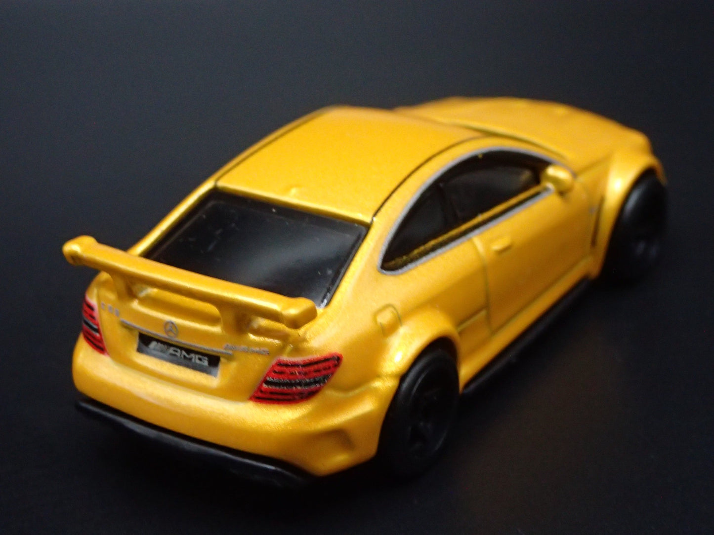 2011 -2015 MERCEDES-BENZ C63 AMG COUPE BLACK SERIES 1:64 SCALE DIECAST MODEL CAR