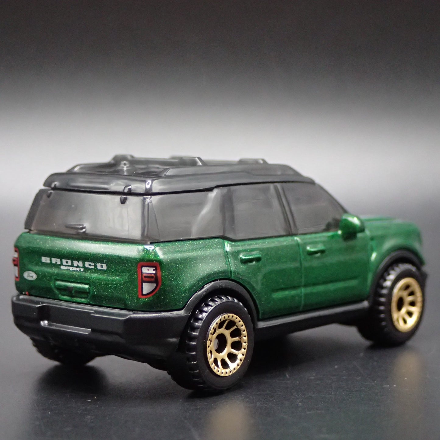 2021-2025 FORD BRONCO SPORT 1:64 MB SCALE COLLECTIBLE DIORAMA DIECAST MODEL CAR