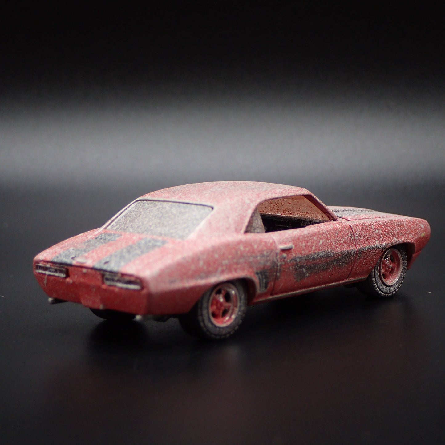 1969 69 CHEVROLET CAMARO CUSTOM BARN FIND JUNKYARD 1:64 SCALE DIECAST MODEL CAR