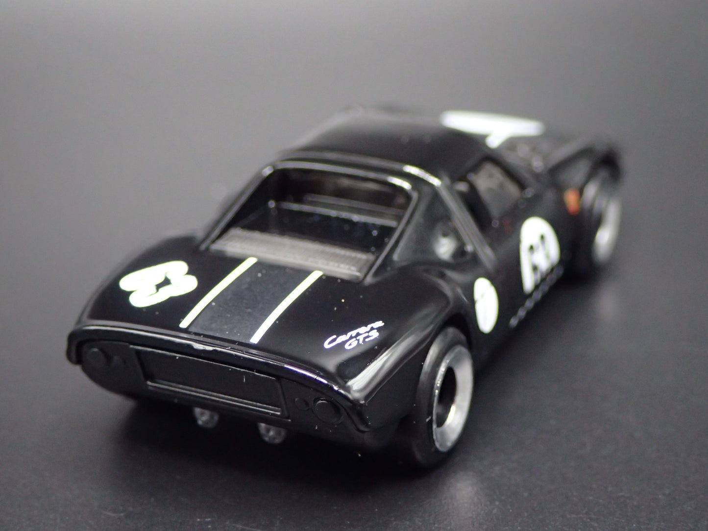1964-1965 PORSCHE 904 CARRERA GTS RACE CAR 1:64 SCALE DIORAMA DIECAST MODEL CAR