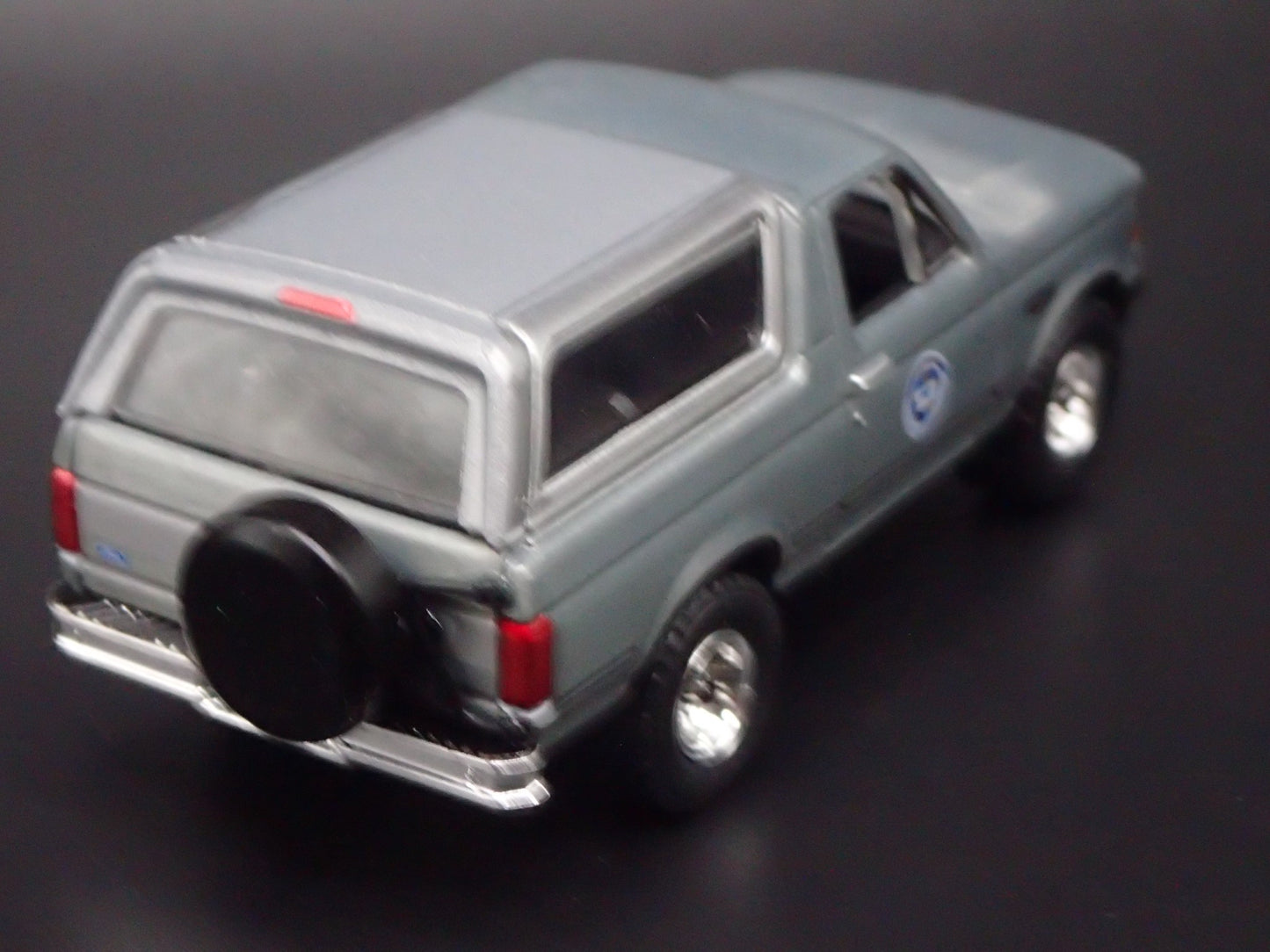 1992 92 FORD BRONCO MONTANA LIVESTOCK ASSOC YELLOWSTONE 1:64 SCALE DIECAST MODEL