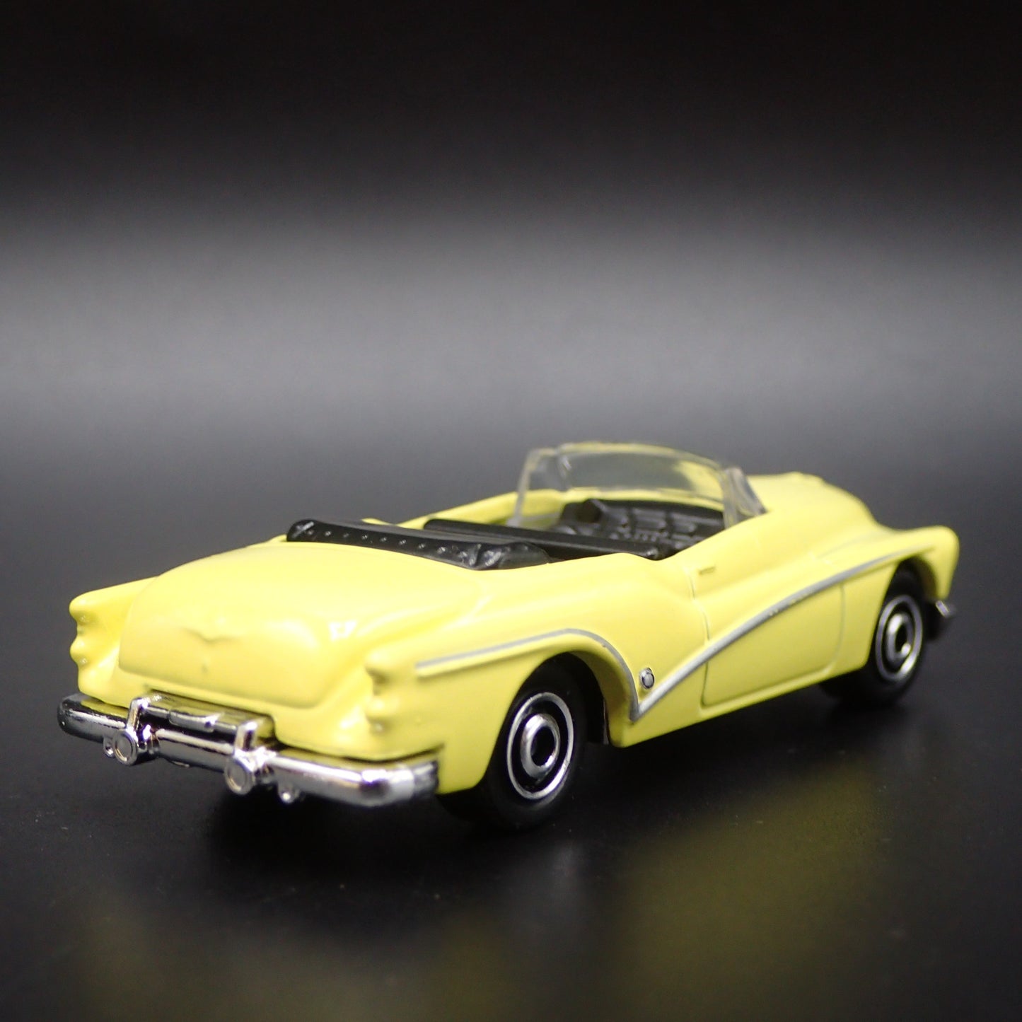 1953 53 BUICK SUPER SKYLARK CONVERTIBLE YELLOW 1/64 SCALE COLLECTIBLE MODEL CAR