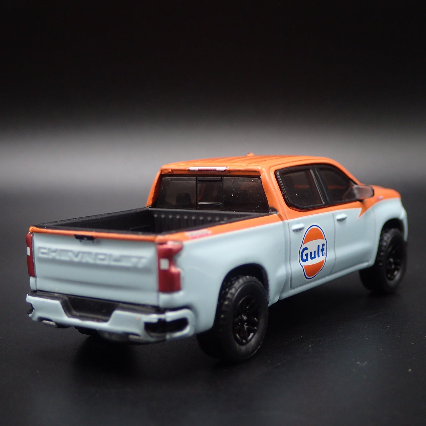 2023 23 CHEVY CHEVROLET SILVERADO 1500 TRUCK GULF 1/64 SCALE DIECAST MODEL CAR