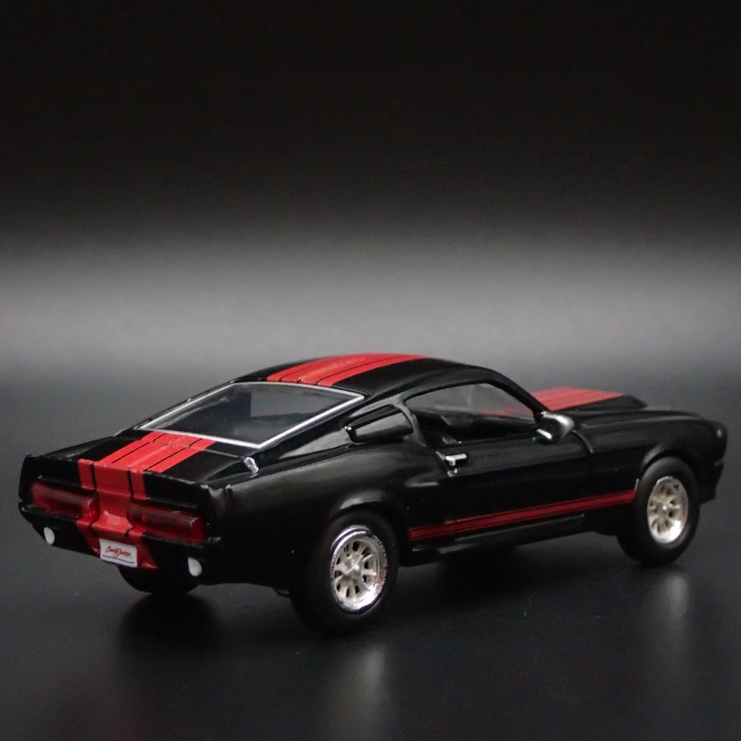 1967 67 FORD MUSTANG ELEANOR 1:64 SCALE COLLECTIBLE DIORAMA DIECAST MODEL CAR