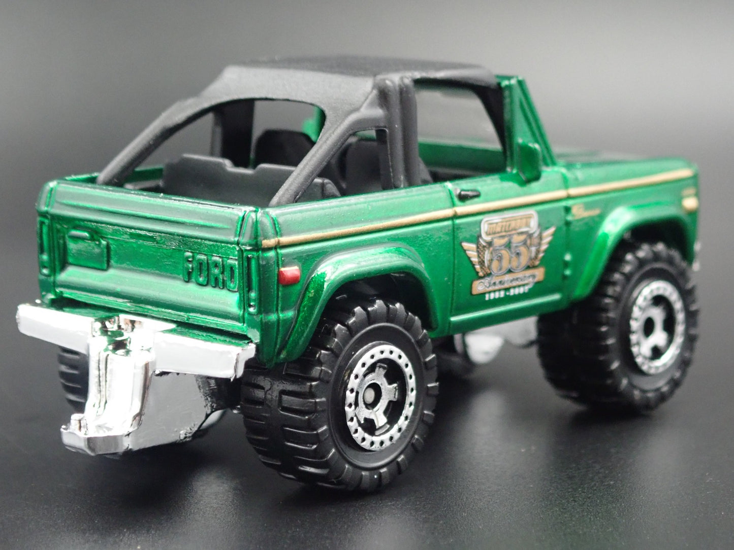 1972 72 FORD BRONCO 4X4 OFF ROAD w HITCH GREEN 1:64 SCALE DIECAST MODEL CAR