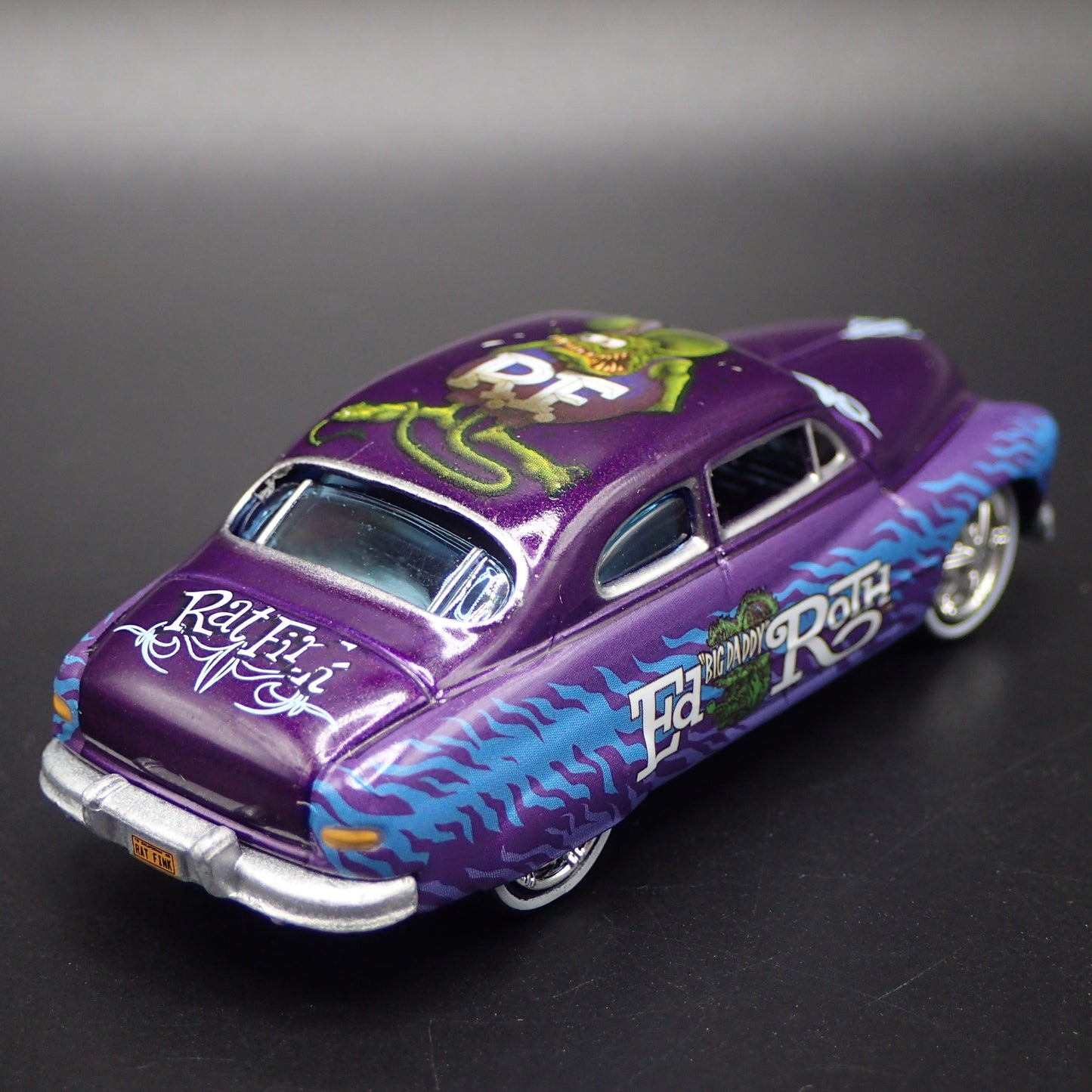 1949 49 MERCURY MERC COUPE RAT FINK ED ROTH 1:64 SCALE DIORAMA DIECAST MODEL CAR