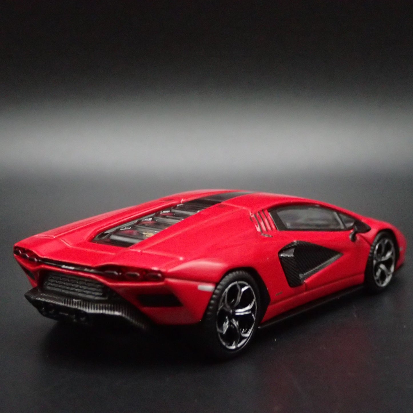 2021 21 LAMBORGHINI COUNTACH LPI 800-4 1:64 SCALE COLLECTIBLE DIECAST MODEL CAR