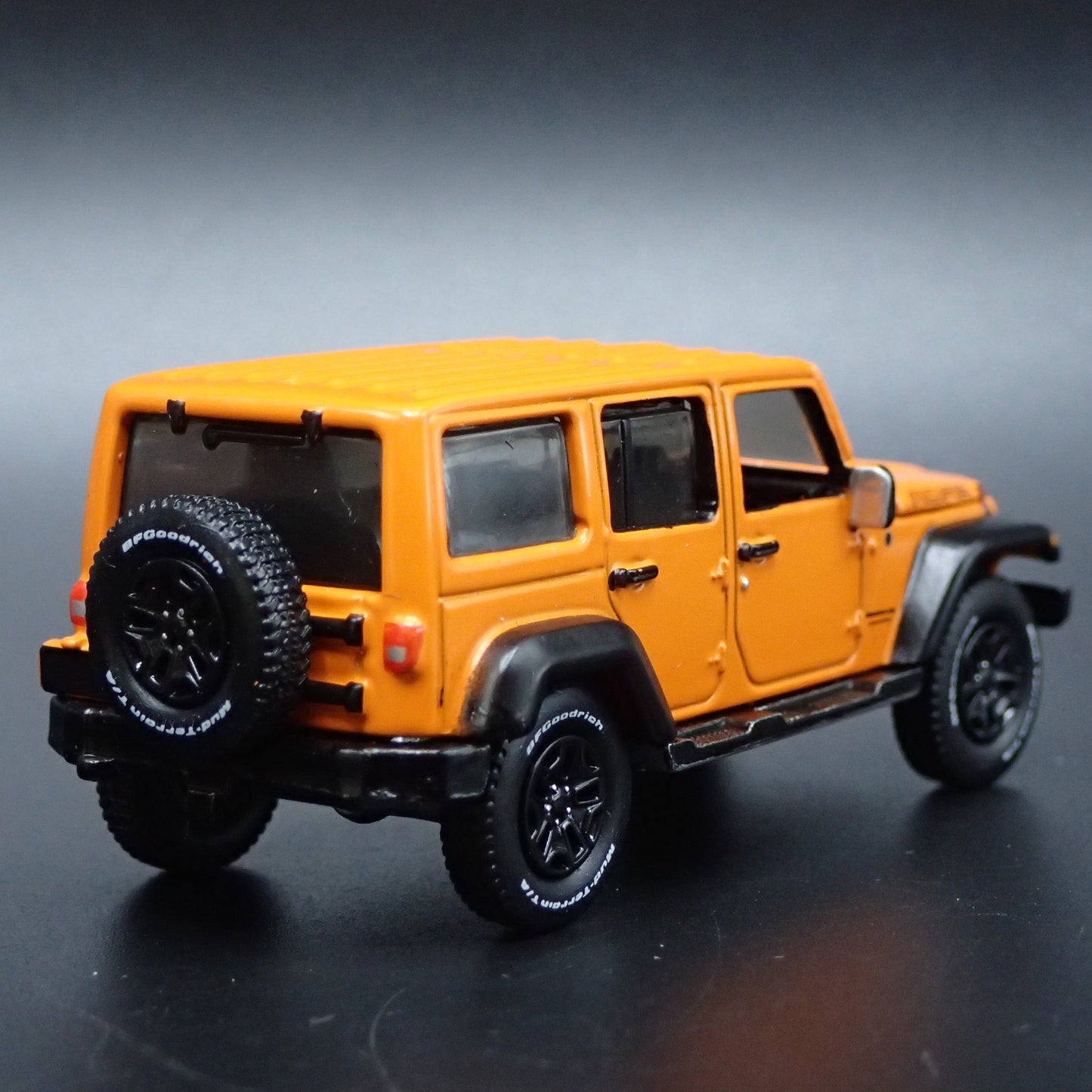 2006-2018 JEEP WRANGLER UNLIMITED JK MOAB 4 DOOR 1:64 SCALE DIECAST MODEL CAR