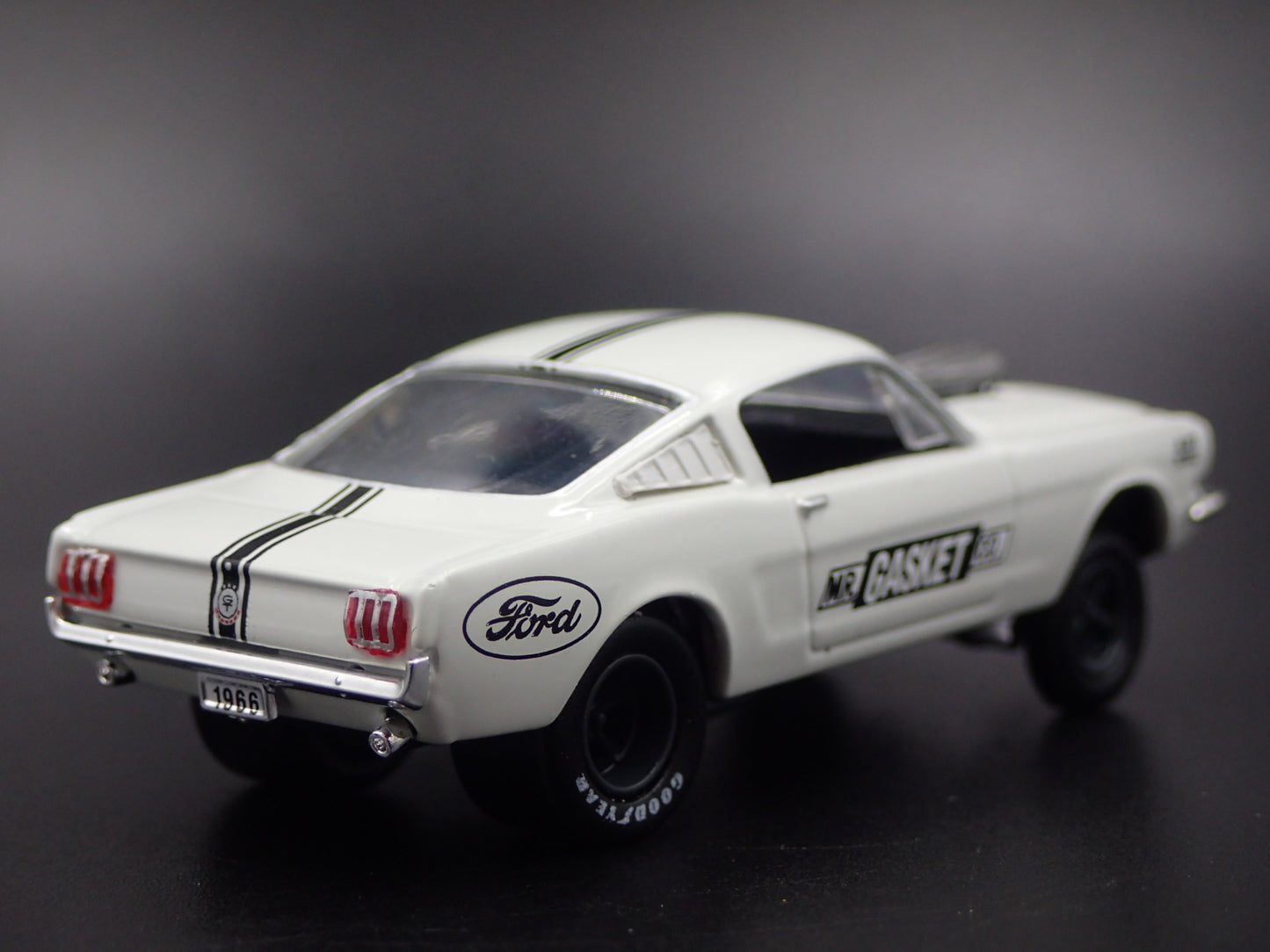 1966 66 FORD MUSTANG FASTBACK GASSER MR GASKET CO 1:64 SCALE DIECAST MODEL CAR