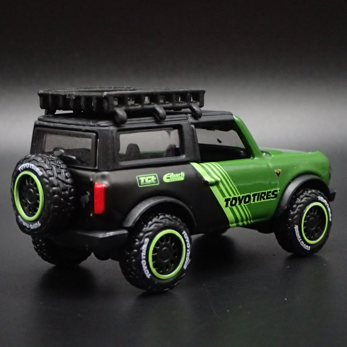 2021-2025 FORD BRONCO 2 TWO DOOR TOYO TIRES 1:64 SCALE DIORAMA DIECAST MODEL CAR