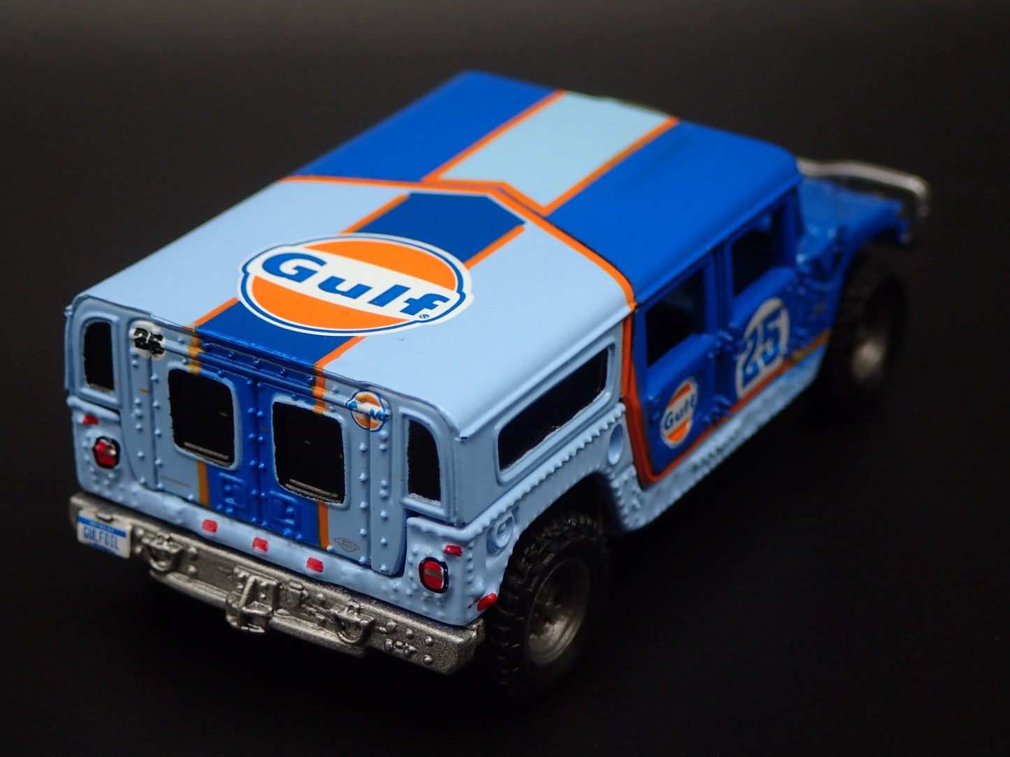 1992-2006 HUMMER H1 HUMVEE ALPHA GULF OIL 1:64 SCALE DIORAMA DIECAST MODEL CAR