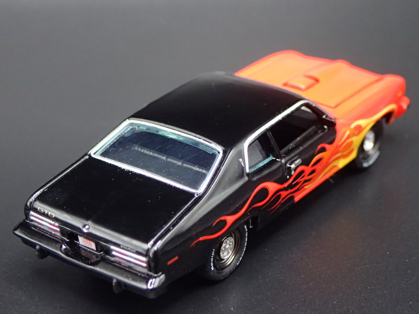 1974 74 PONTIAC GTO MUSCLE CAR 1:64 SCALE COLLECTIBLE DIORAMA DIECAST MODEL CAR