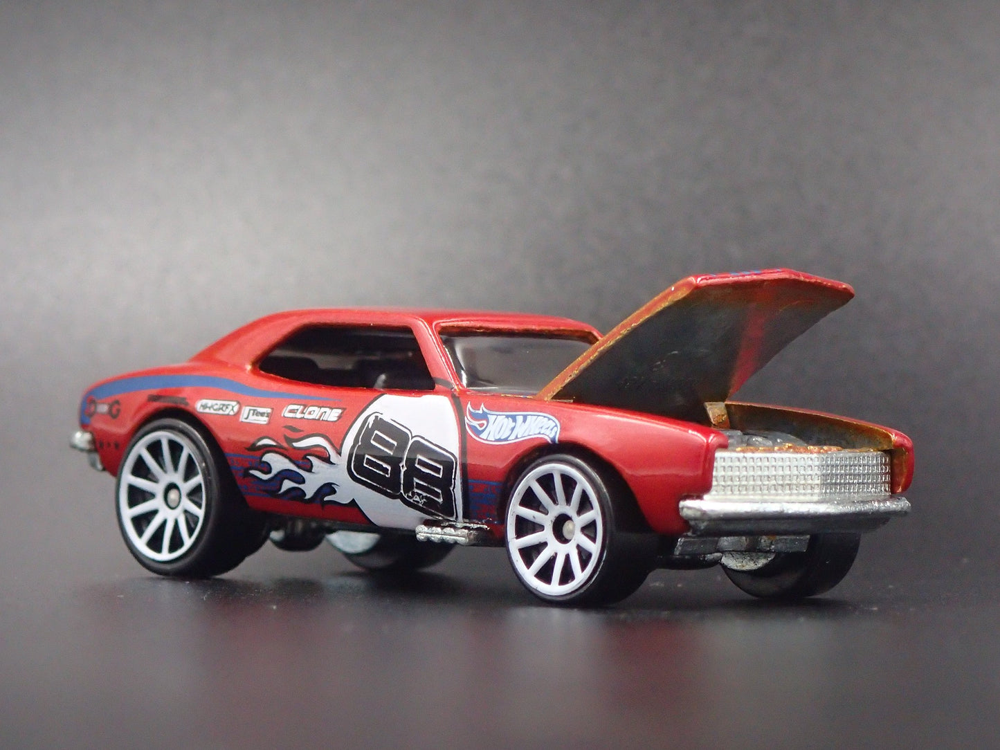 1967 67 CHEVY CHEVROLET CAMARO 1:64 SCALE COLLECTIBLE DIORAMA DIECAST MODEL CAR