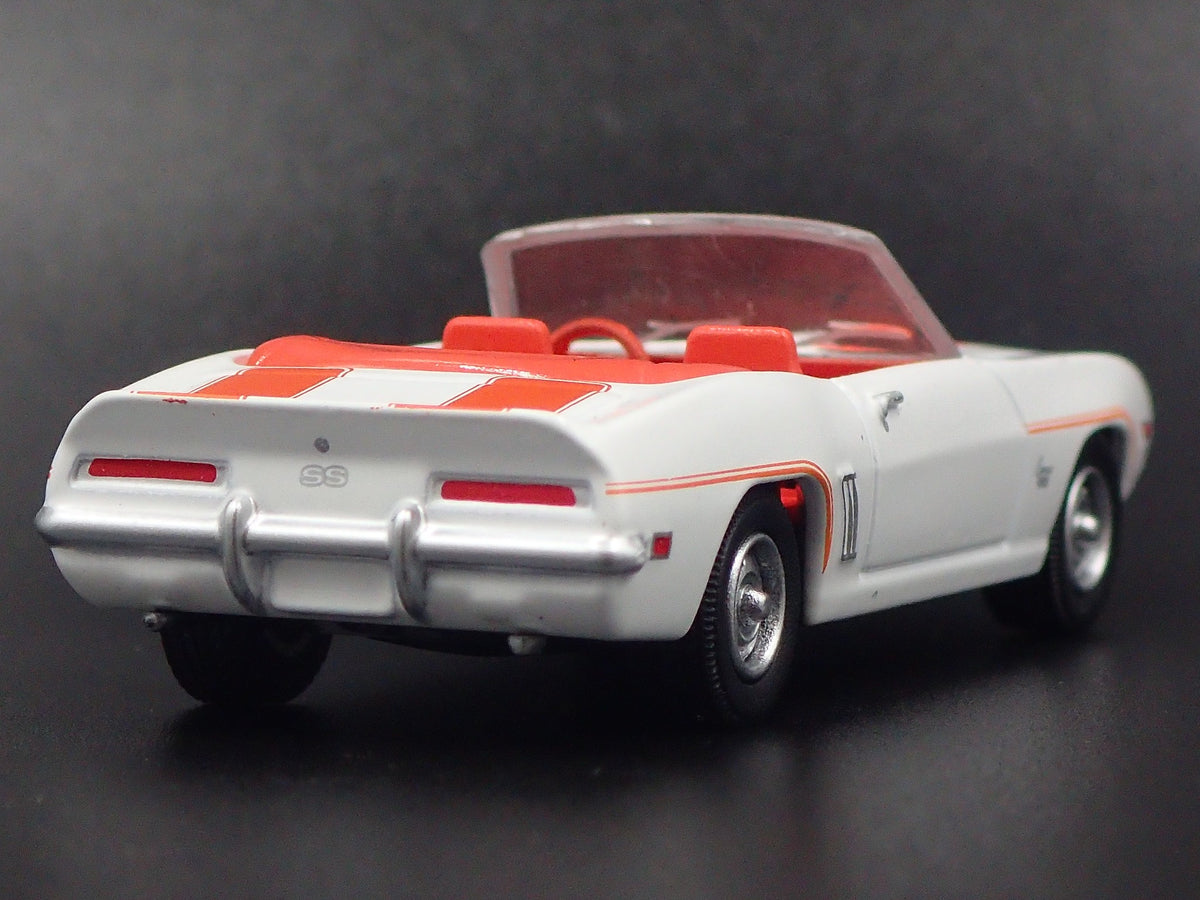 1969 69 CHEVY CHEVROLET CAMARO SS CONVERTIBLE RARE 1/64 SCALE DIECAST MODEL CAR