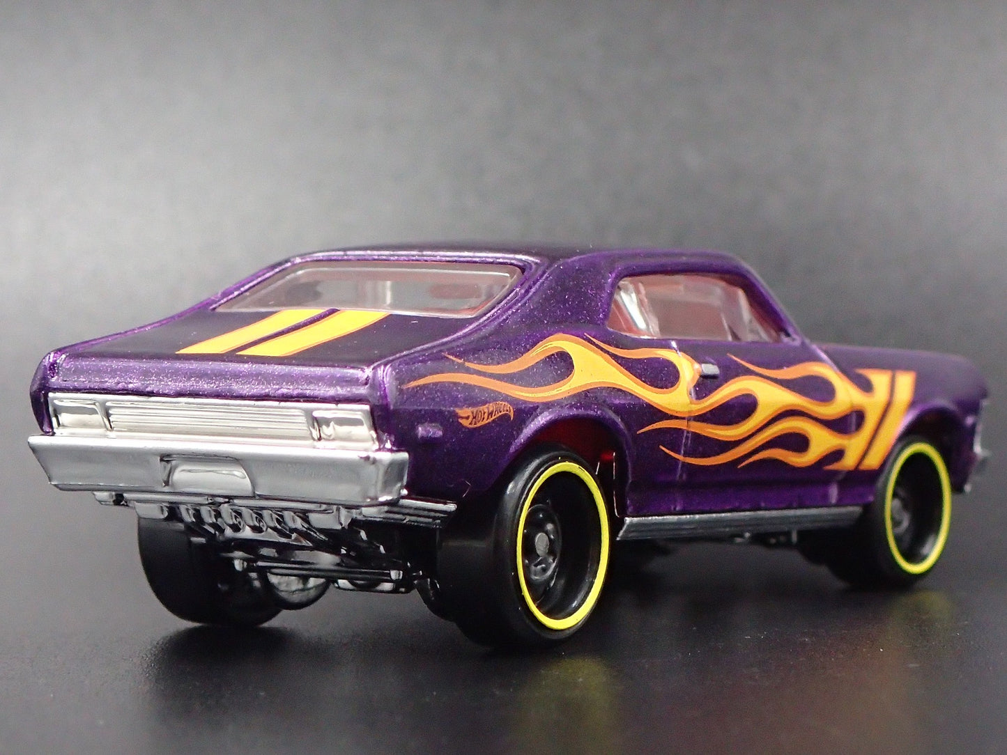 1968 68 CHEVY CHEVROLET NOVA 1:64 SCALE COLLECTIBLE DIORAMA DIECAST MODEL CAR