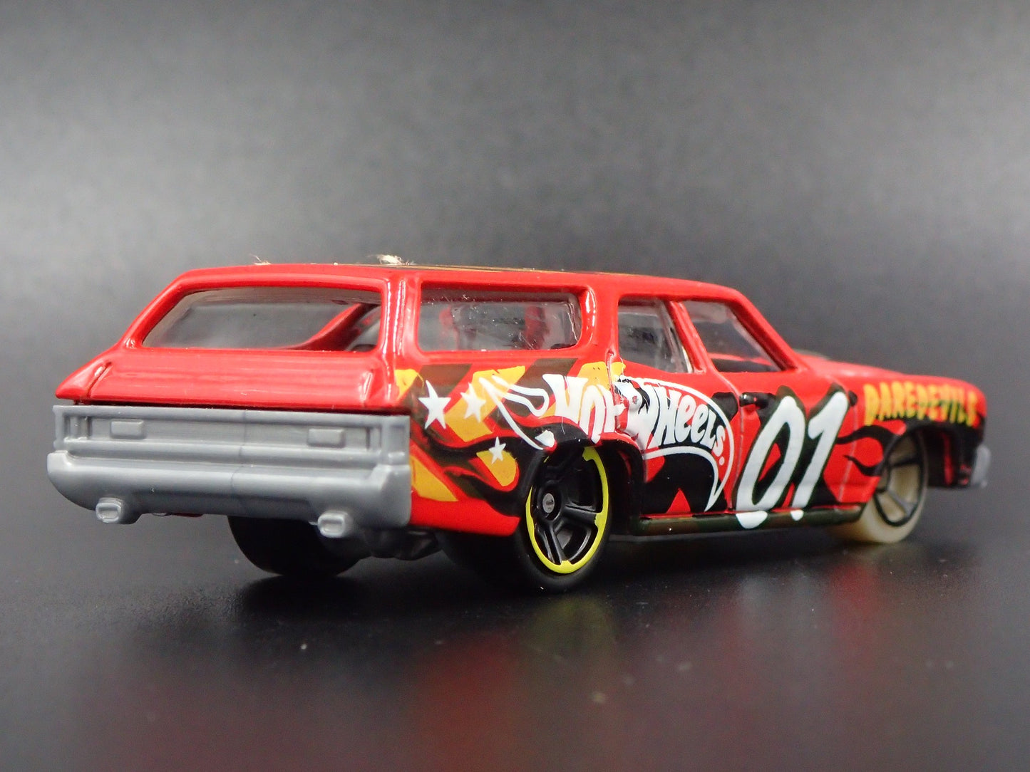 1970 70 CHEVY CHEVROLET CHEVELLE SS STATION WAGON 1:64 SCALE DIECAST MODEL CAR