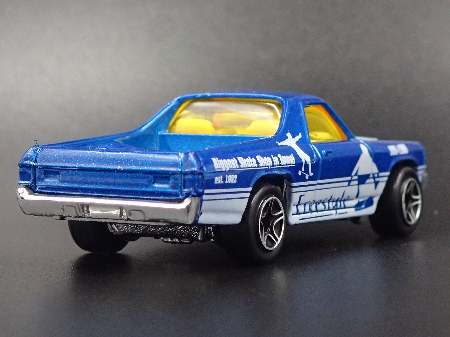 1970 70 CHEVY CHEVROLET EL CAMINO BLUE 1:64 SCALE DIORAMA DIECAST MODEL CAR