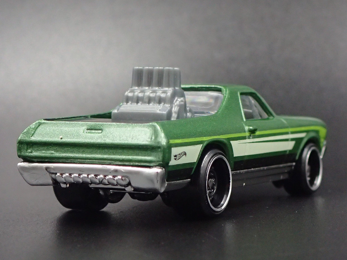 1968 68 CHEVY CHEVROLET EL CAMINO GREEN 1:64 SCALE COLLECTIBLE DIECAST MODEL CAR