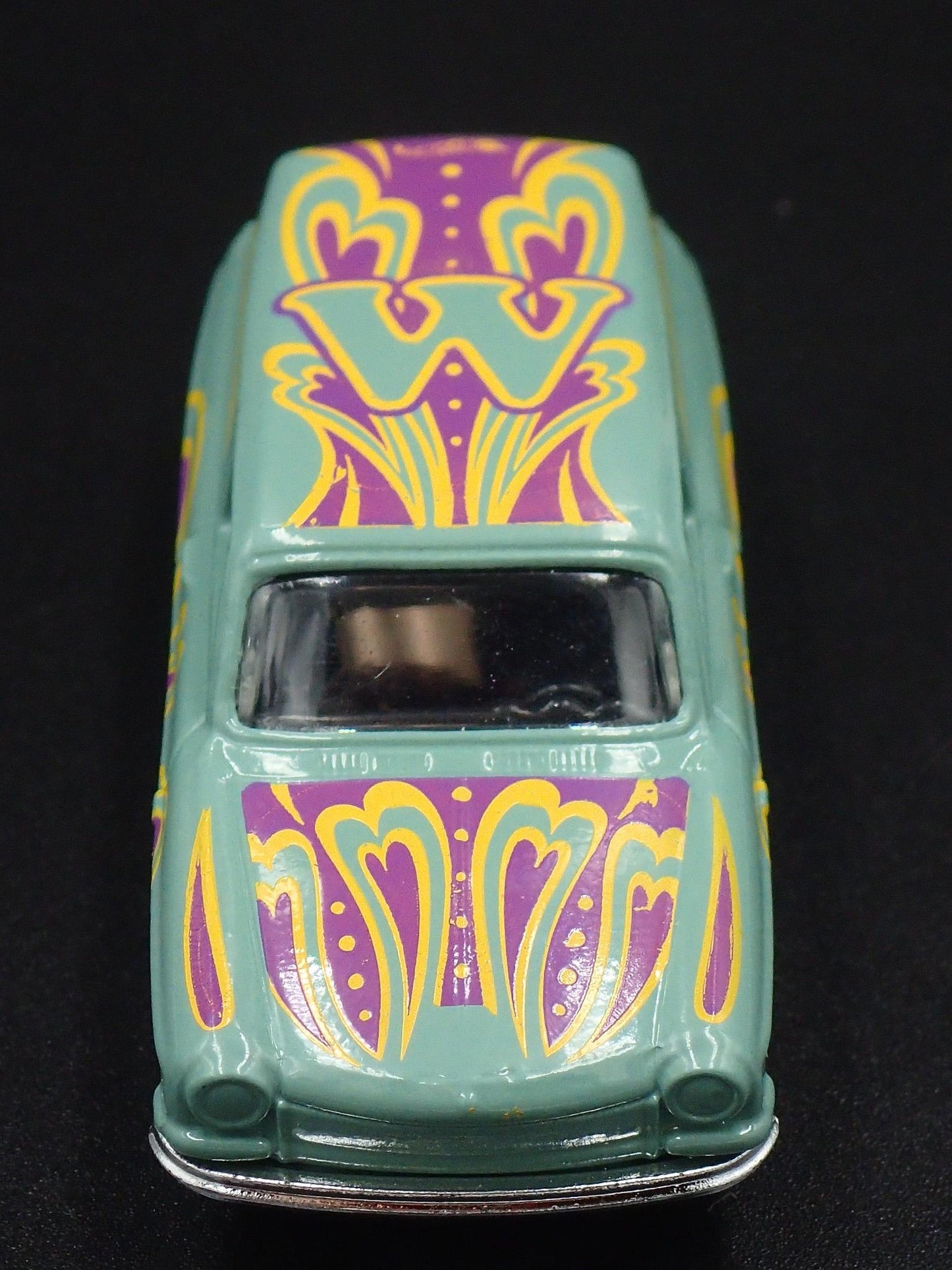 1961-1973 VW VOLKSWAGEN SQUAREBACK HIPPY 1:64 SCALE DIORAMA DIECAST MODEL CAR