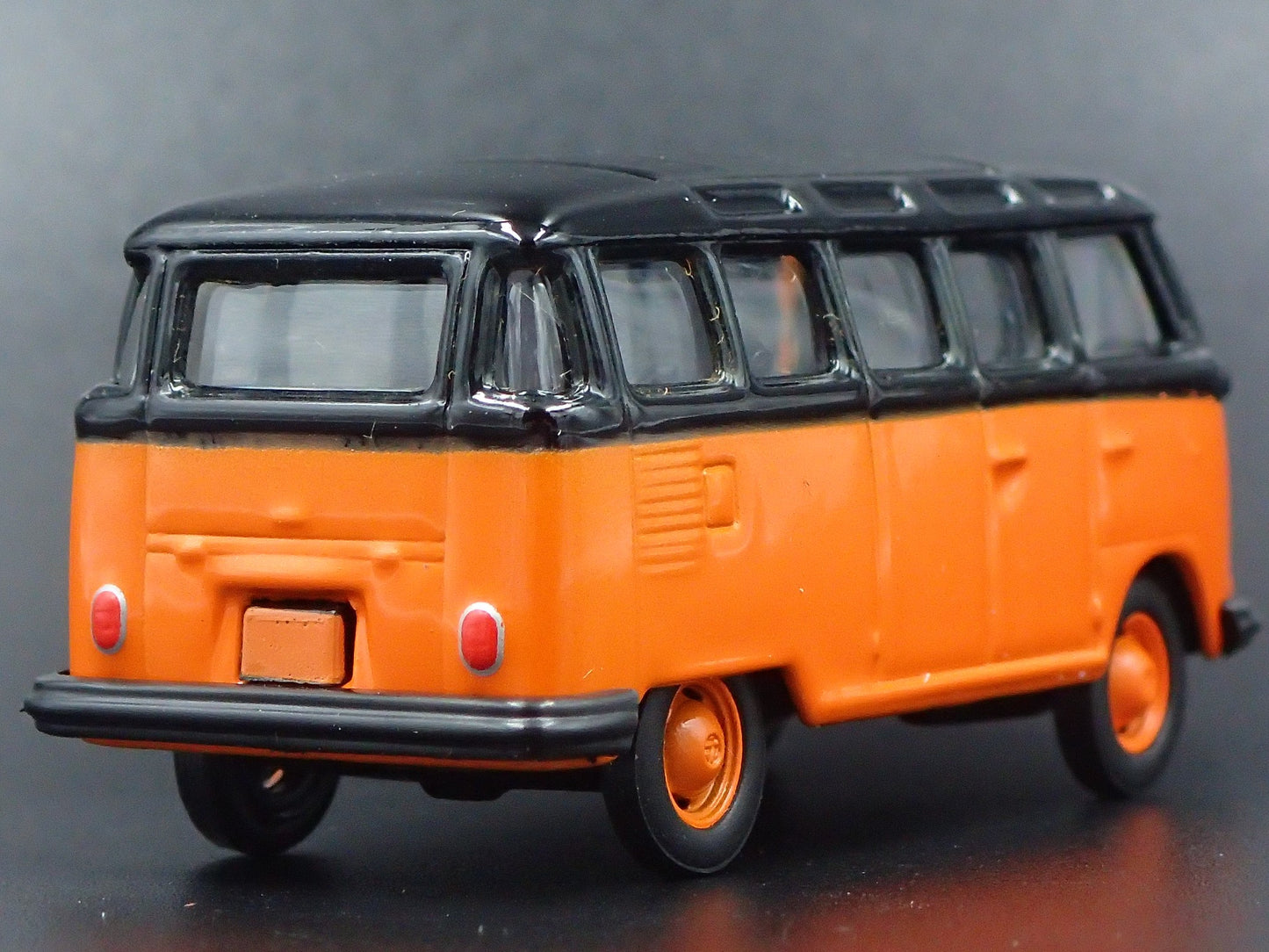 1950-1967 VW VOLKSWAGEN TYPE 2 T1 23 WINDOW BUS 1:64 SCALE DIECAST MODEL CAR