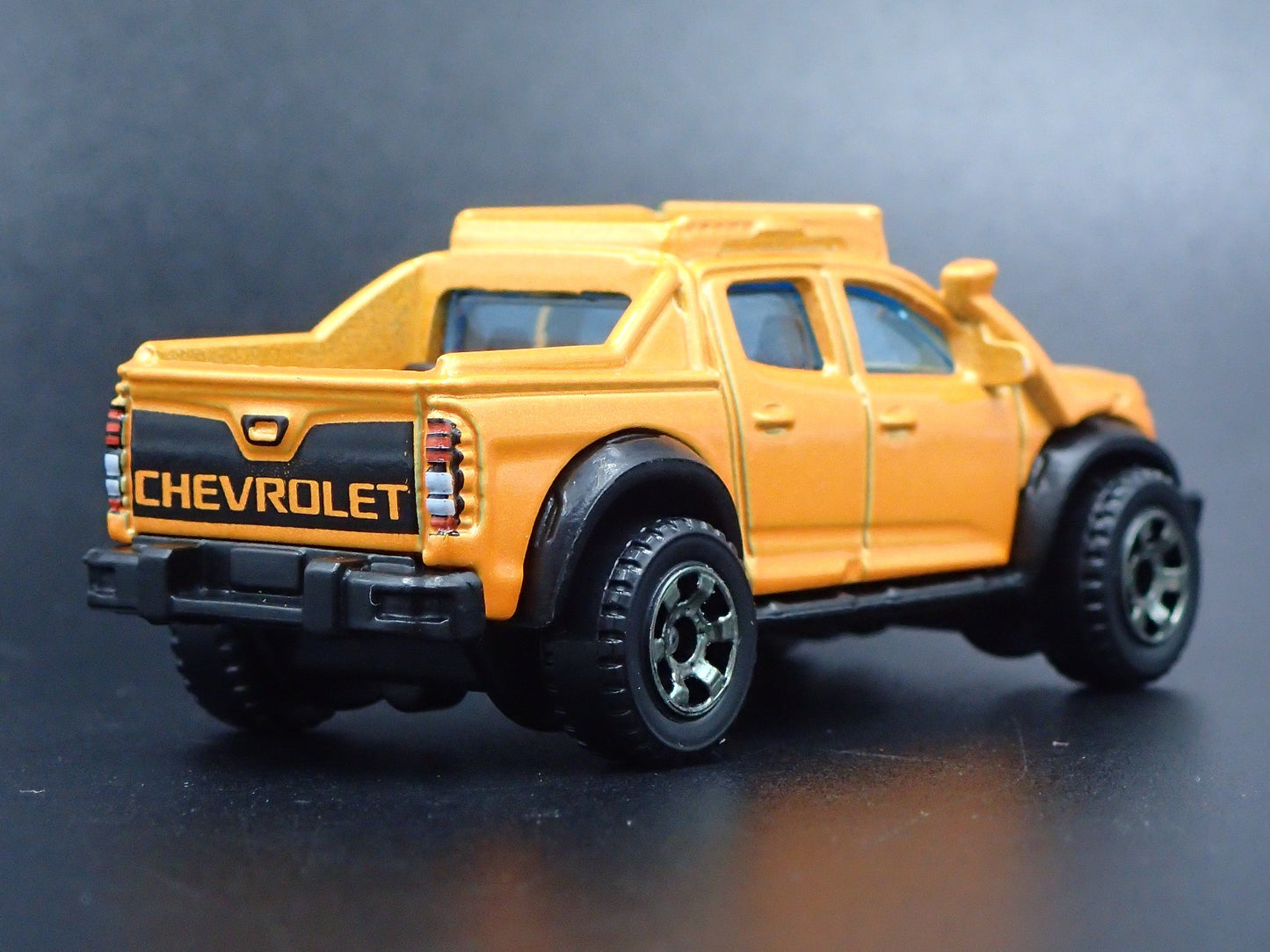 2015-2022 CHEVY CHEVROLET COLORADO XTREME PICKUP TRUCK 1:64 SCALE DIECAST MODEL