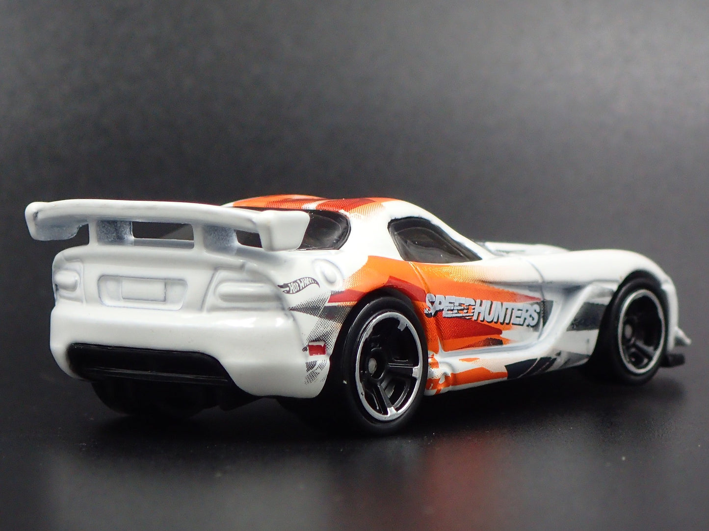 2008-2010 DODGE VIPER SRT10 ACR SPEED HUNTERS WHITE 1/64 SCALE DIECAST MODEL CAR
