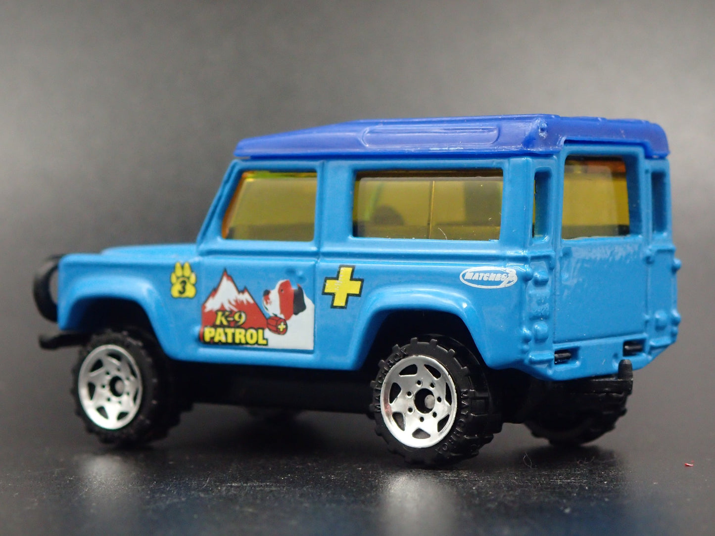 1984 -1990 LAND ROVER 90 K9 PATROL 1/64 SCALE COLLECTIBLE DIECAST MODEL CAR