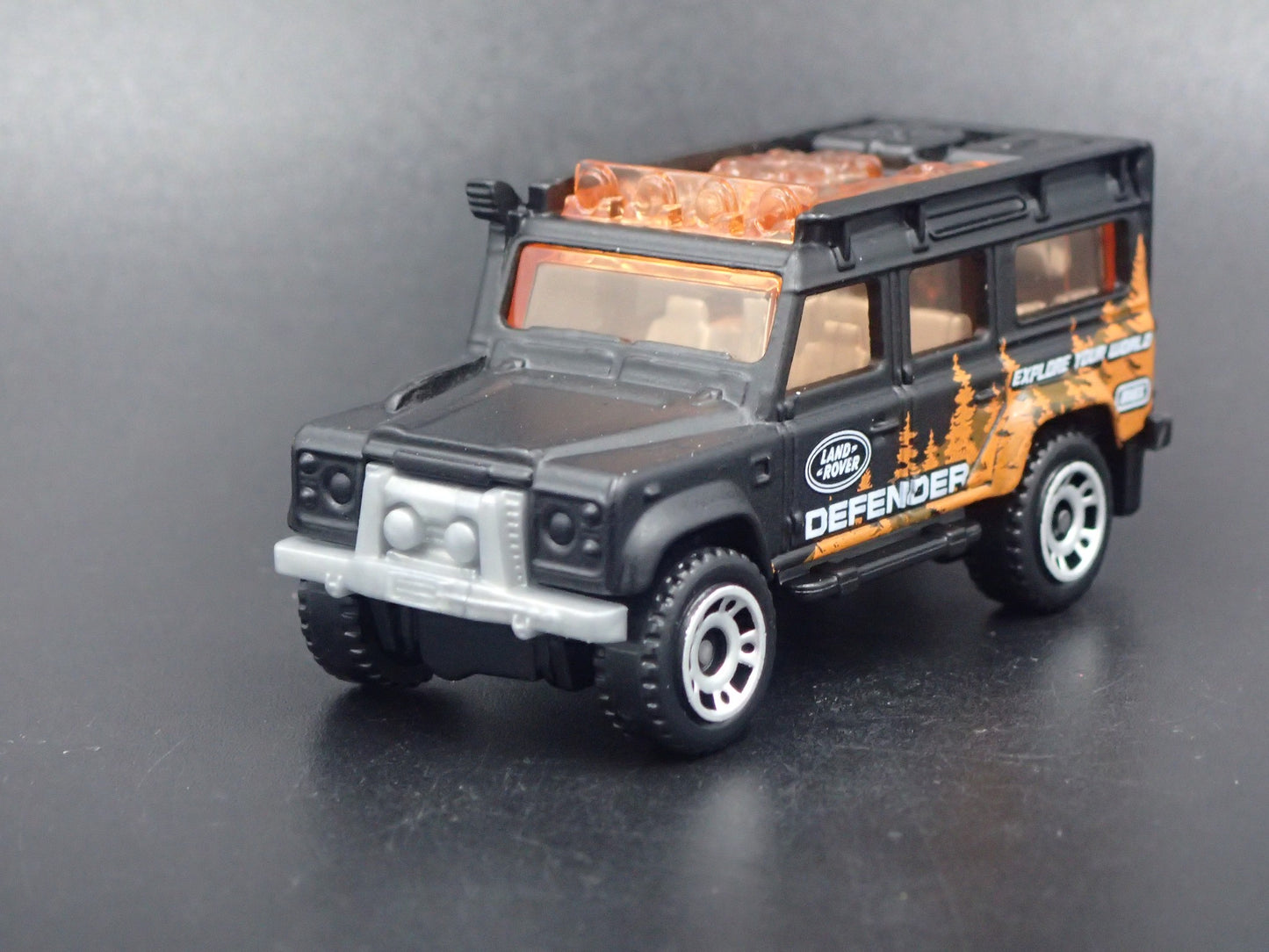 1983-1990 LAND ROVER DEFENDER 110 BLACK 1/64 SCALE DIORAMA DIECAST MODEL CAR
