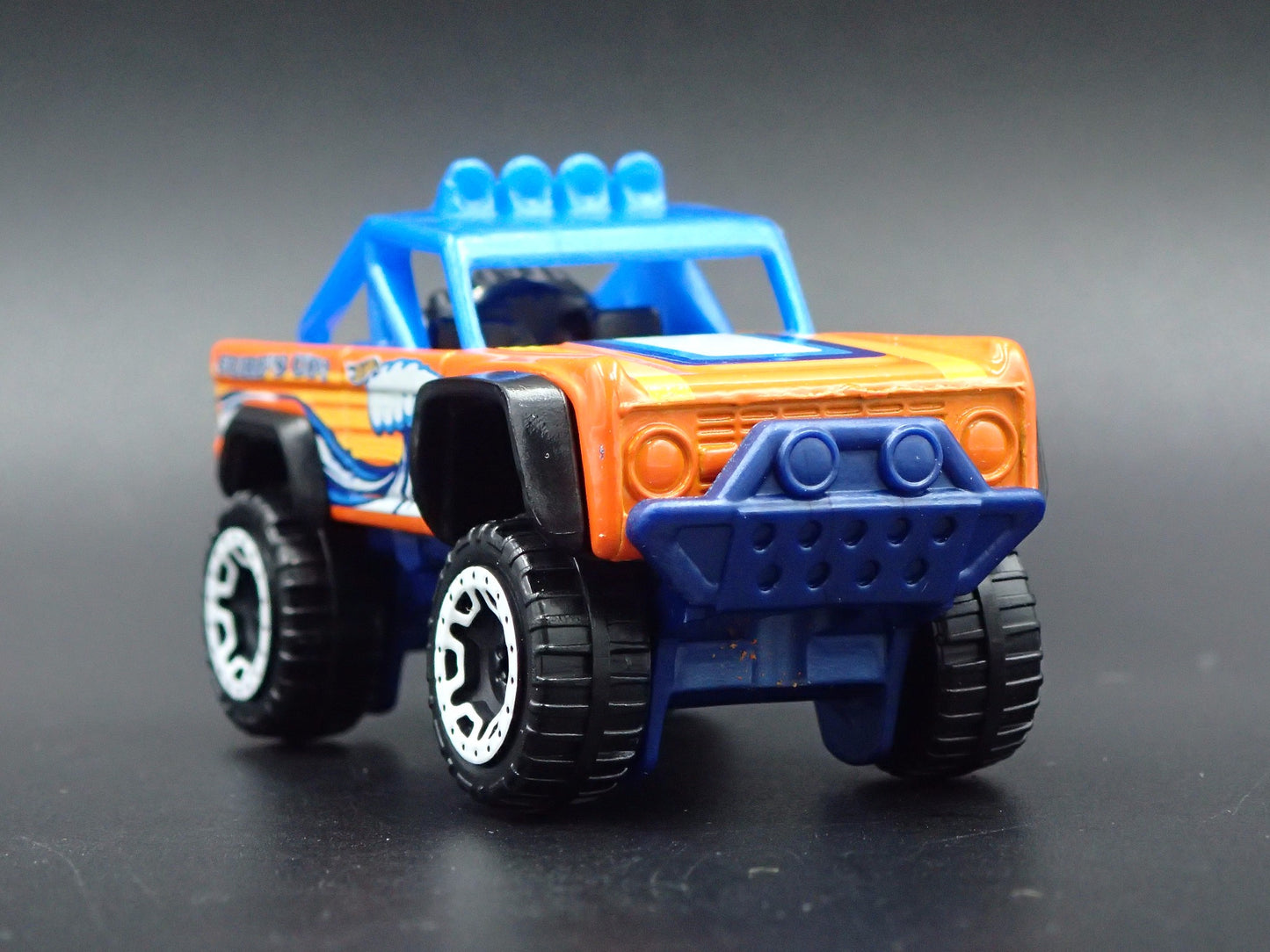 1966-1977 FORD BRONCO 4X4 OFF ROAD CUSTOM ORANGE 1:64 SCALE DIECAST MODEL CAR