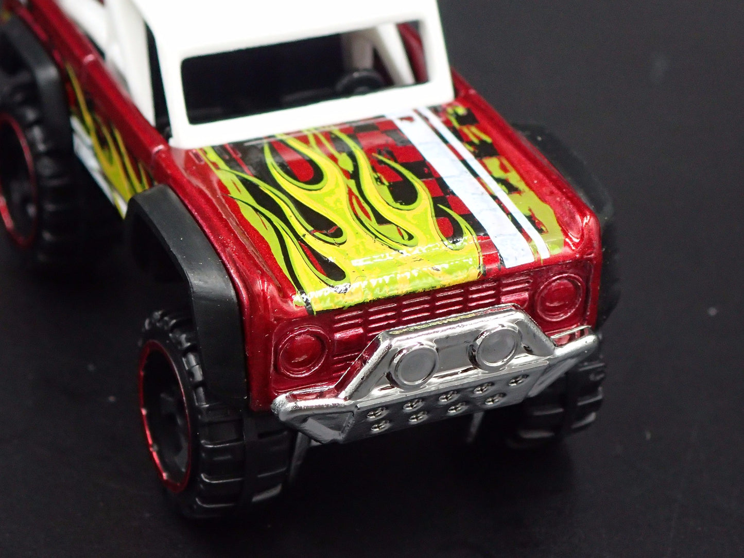 1966-1977 FORD BRONCO 4X4 OFF ROAD CUSTOM RED 1:64 SCALE DIECAST MODEL CAR